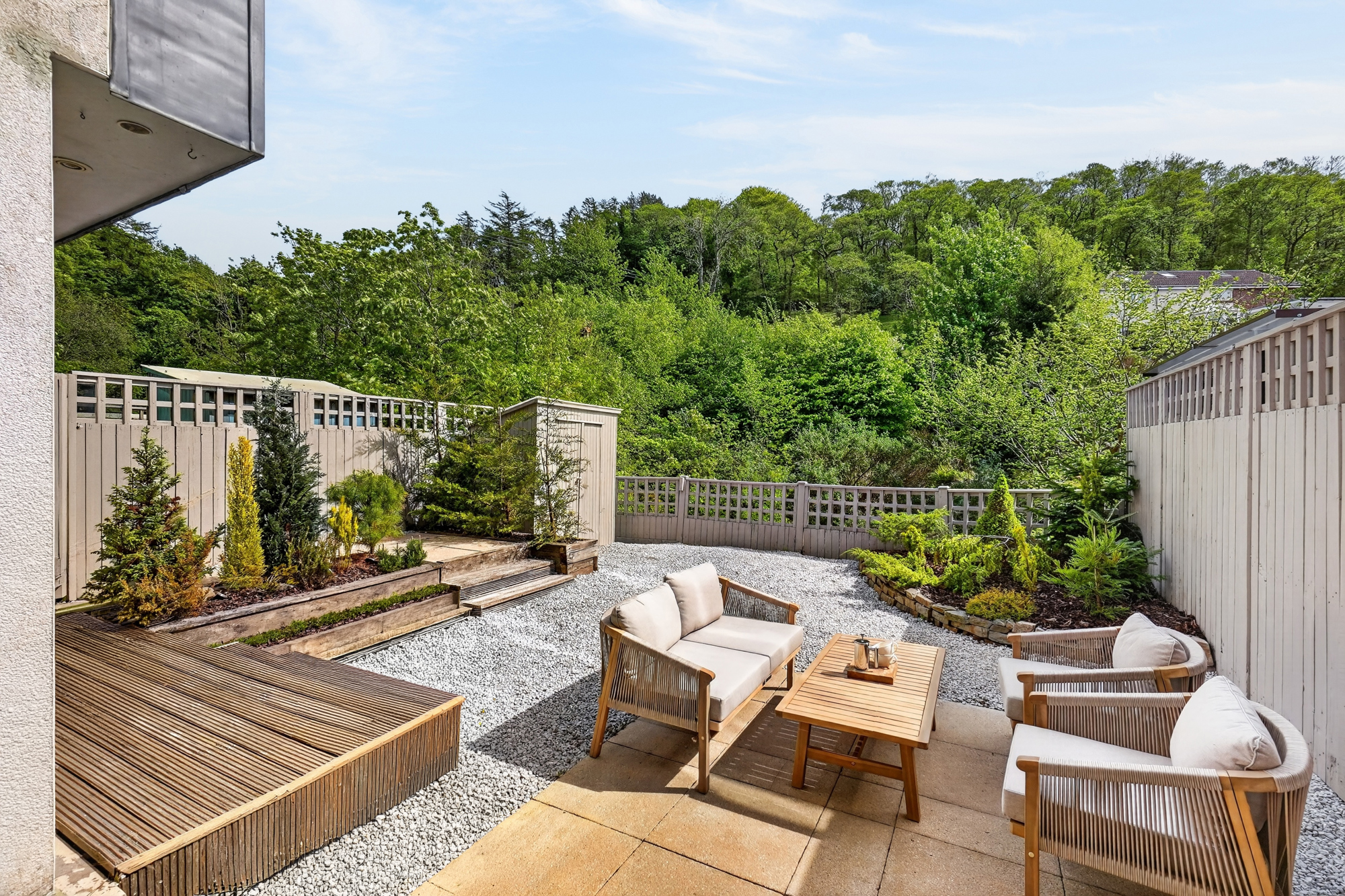 11 halkshill gardens_27