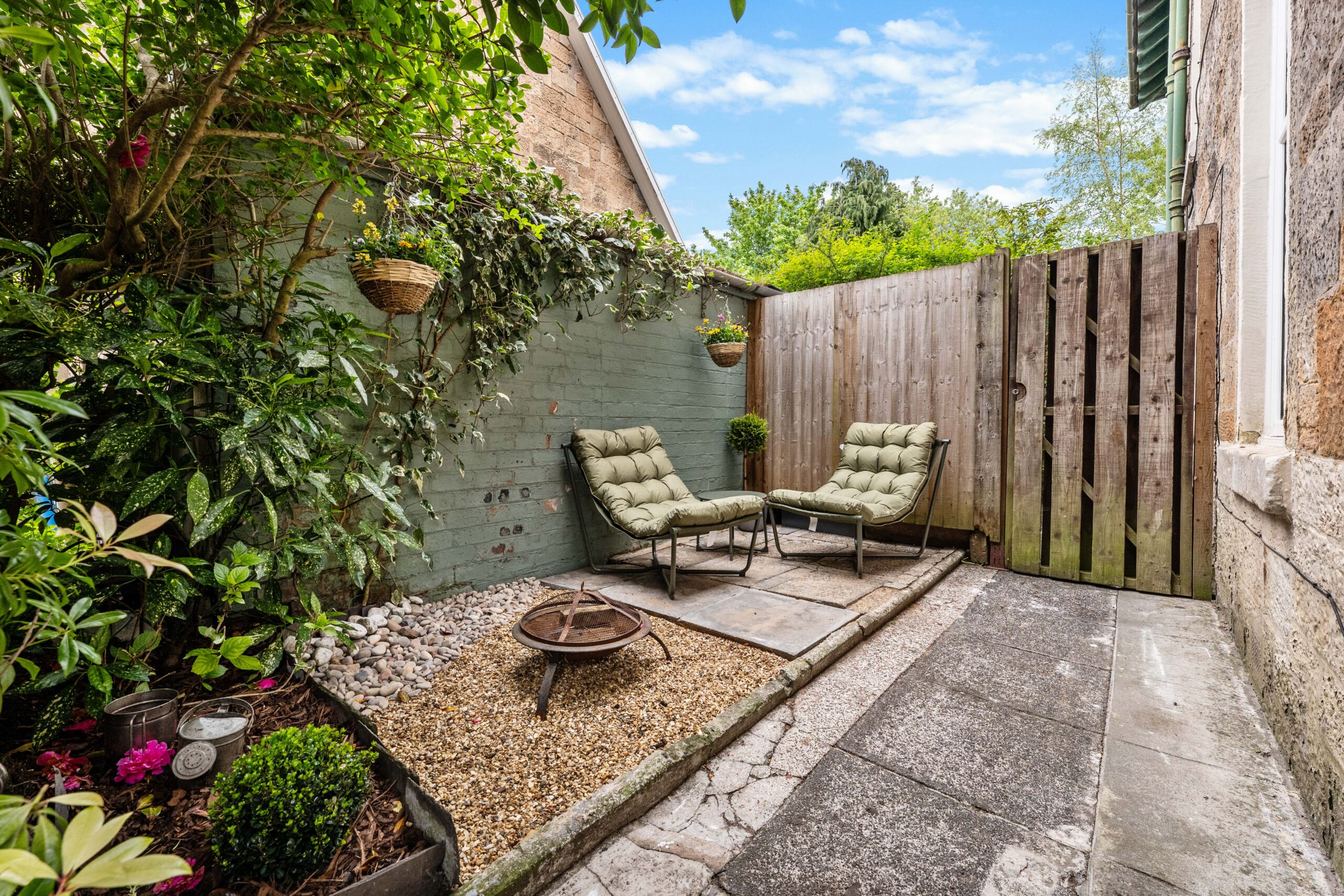 16 Mannering Road (17)