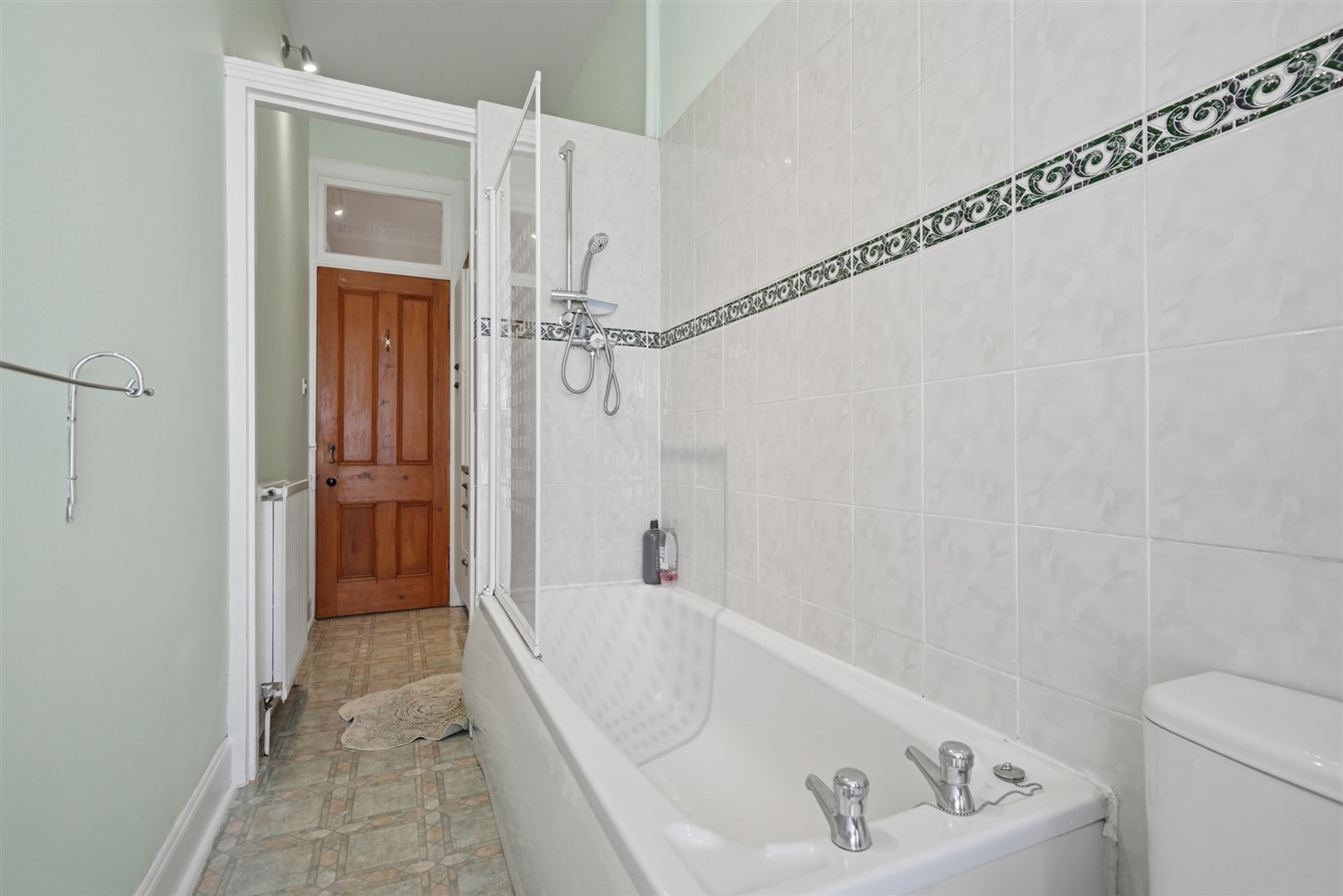 2.1 39 Rupert Street 12 (Large)