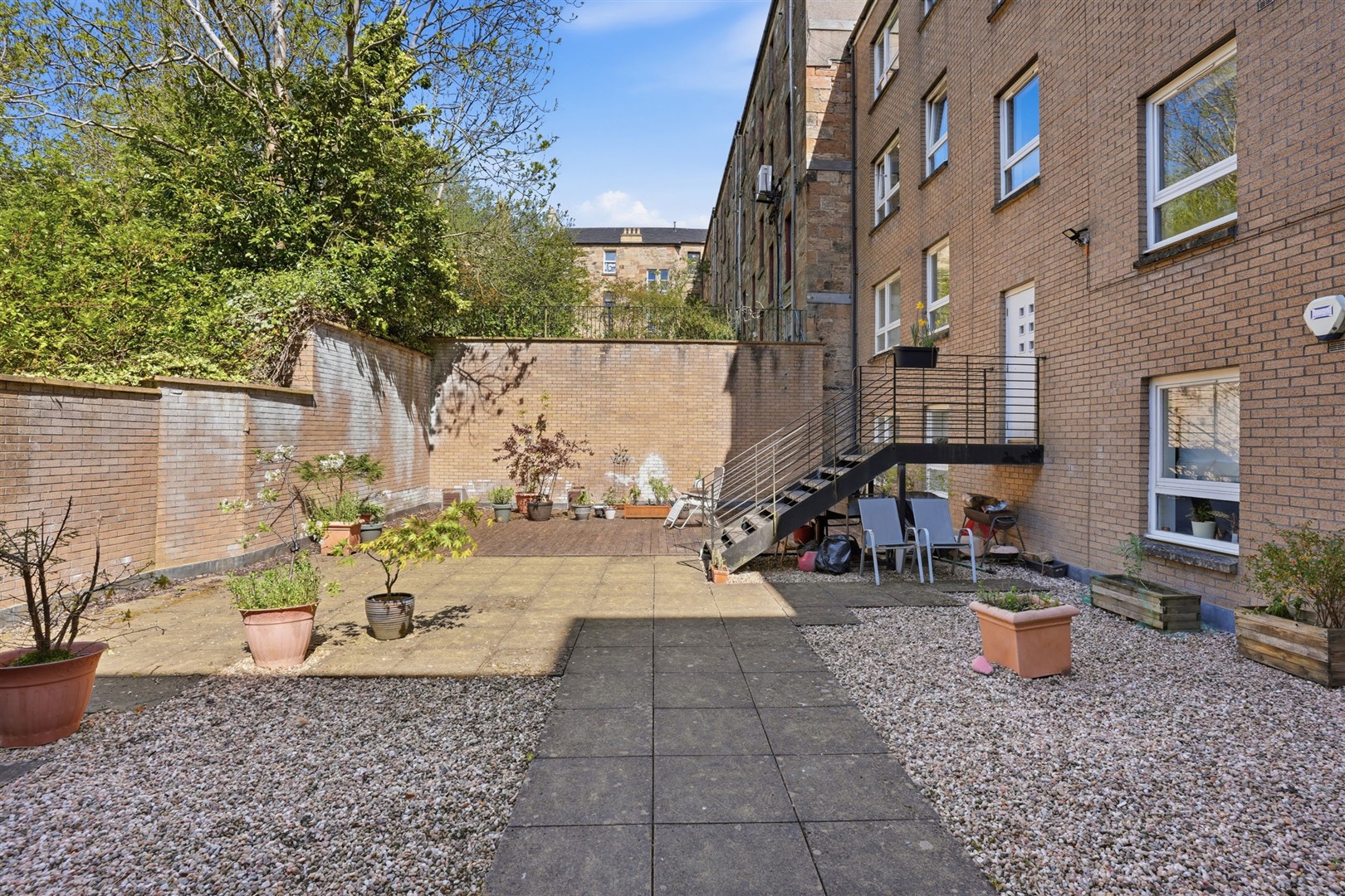 2.1 9 Kirkland Street 12 (Large)