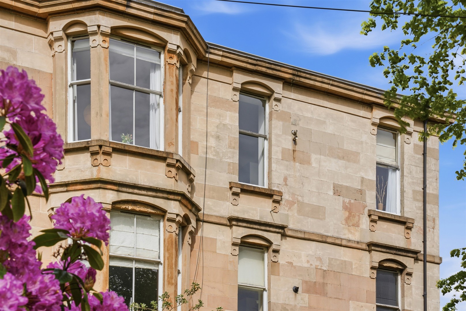 2.2 23 Napiershall Street 16 (Large)