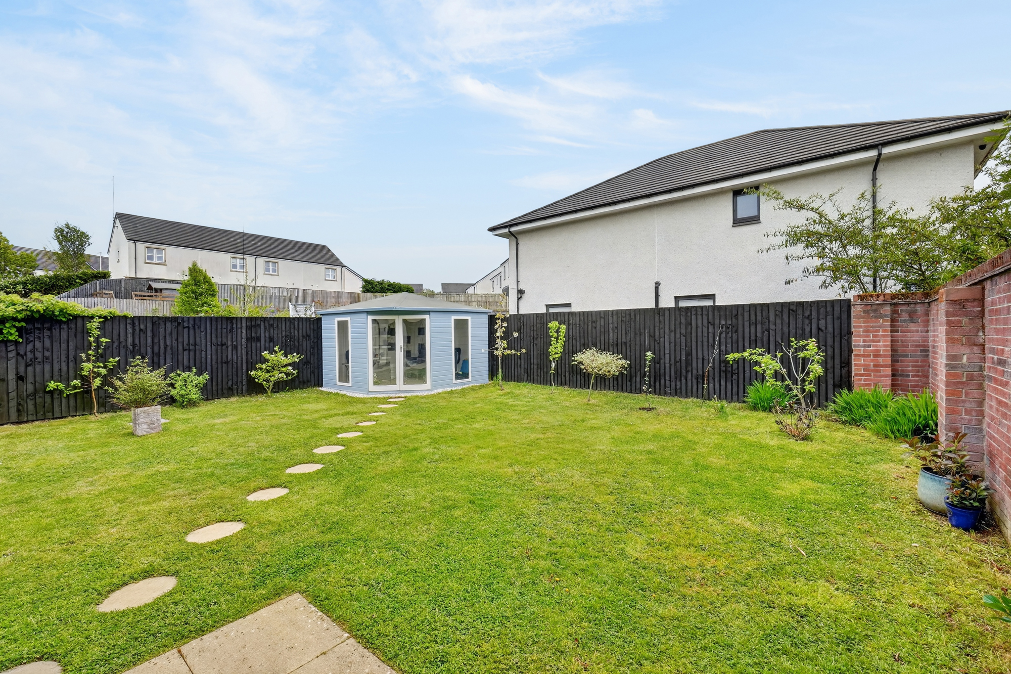 26_35 woodpecker grove, symington _26