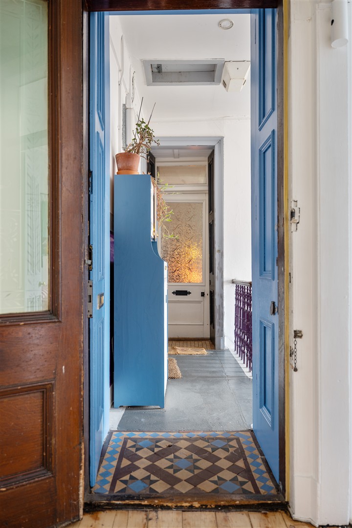 3.1 32 Barrington Drive 15 (Large)