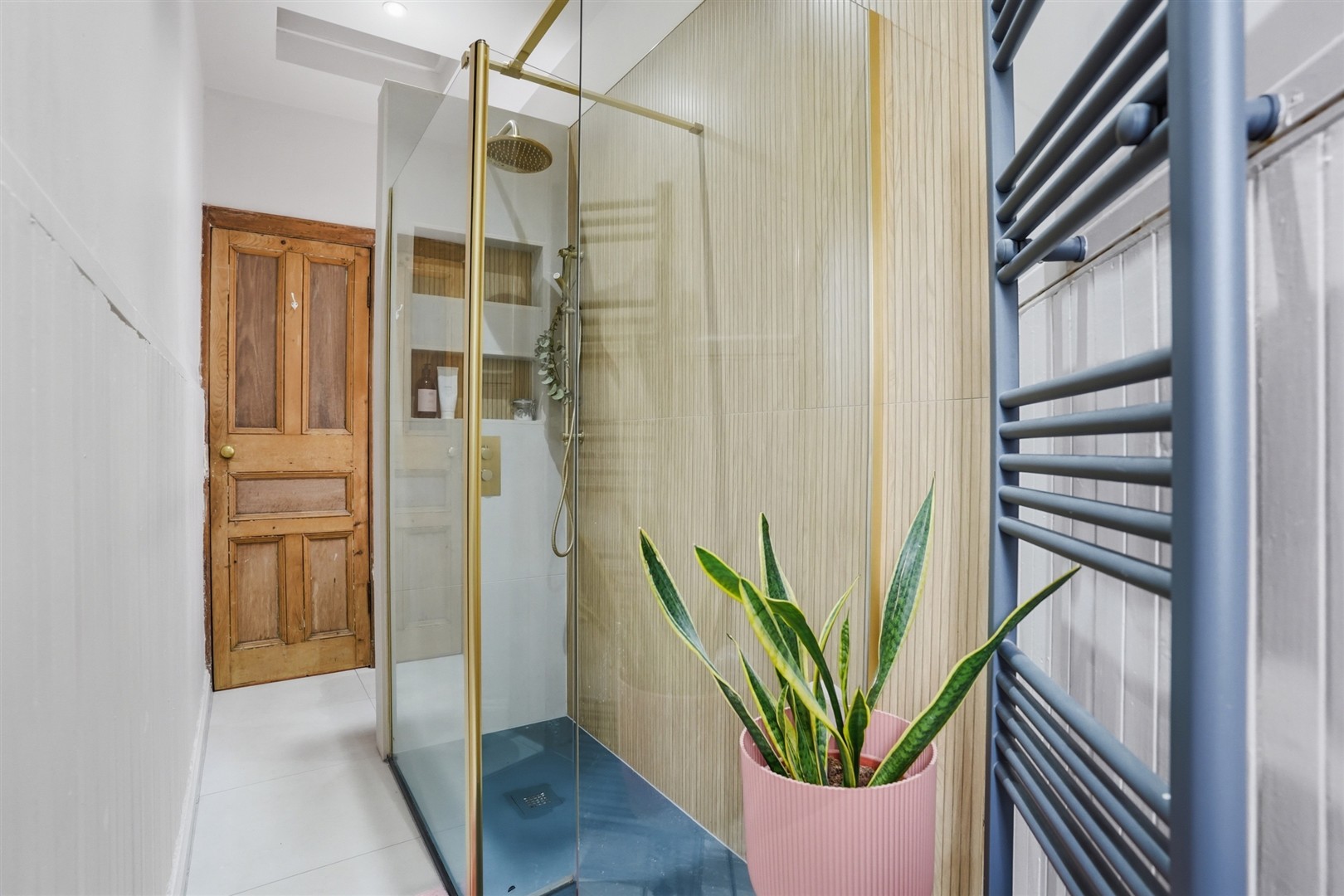 3.1 41 Apsley Street 12 (Large)