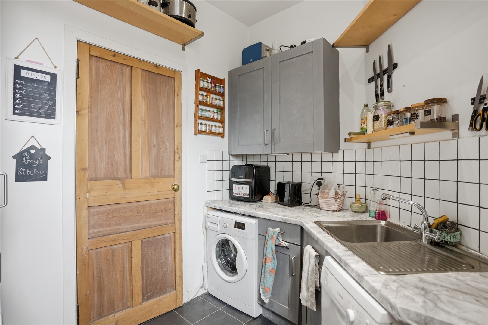 3.1 41 Apsley Street 8 (Large)