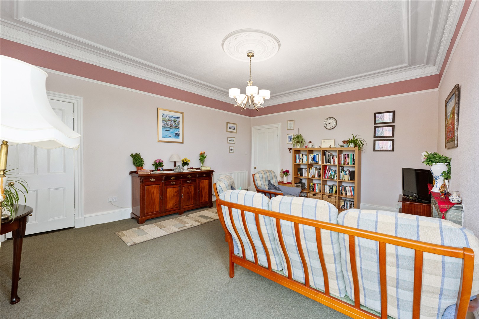 3.2 8 Garrioch Drive 6 (Large)