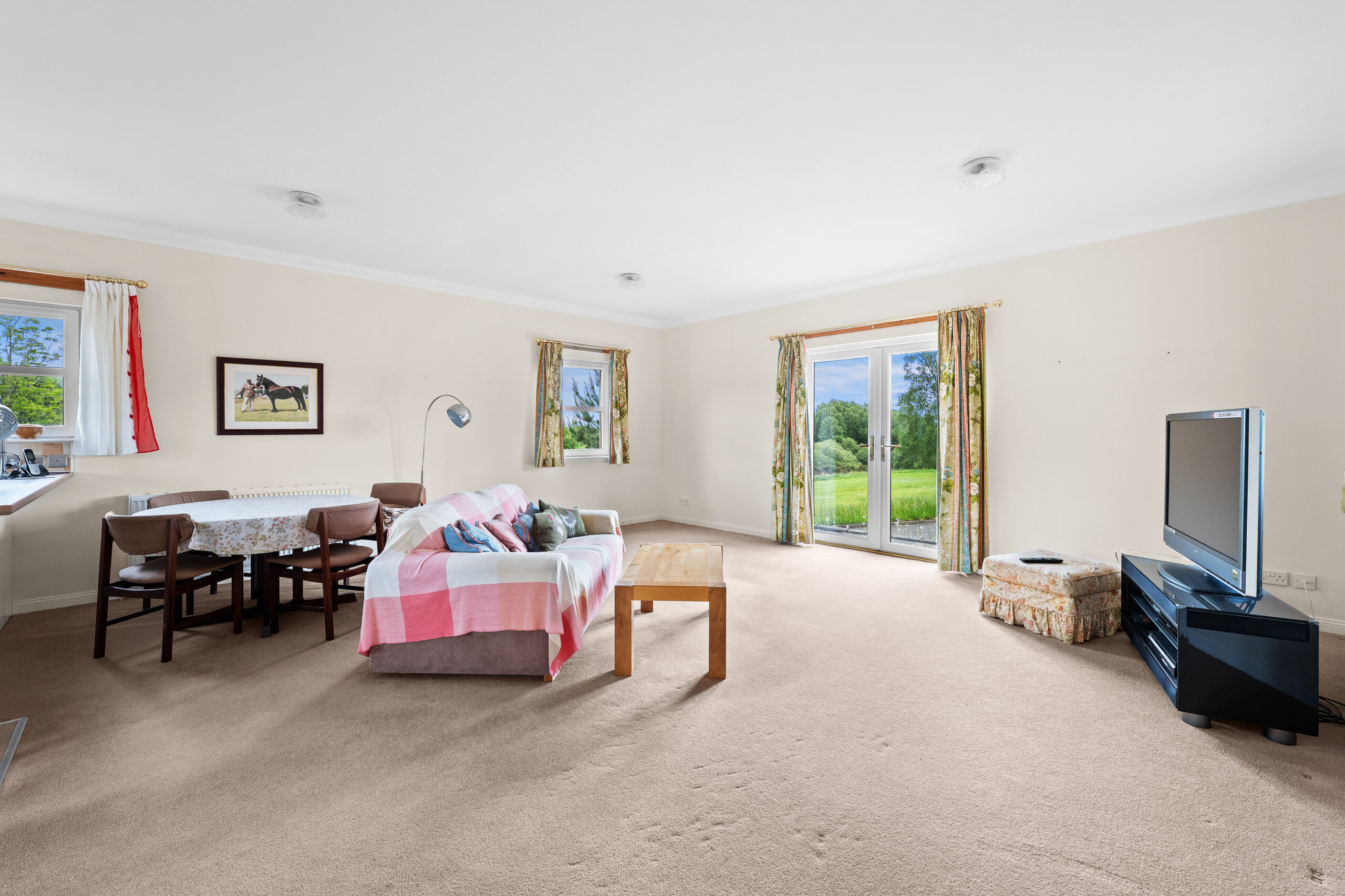 Family room_1