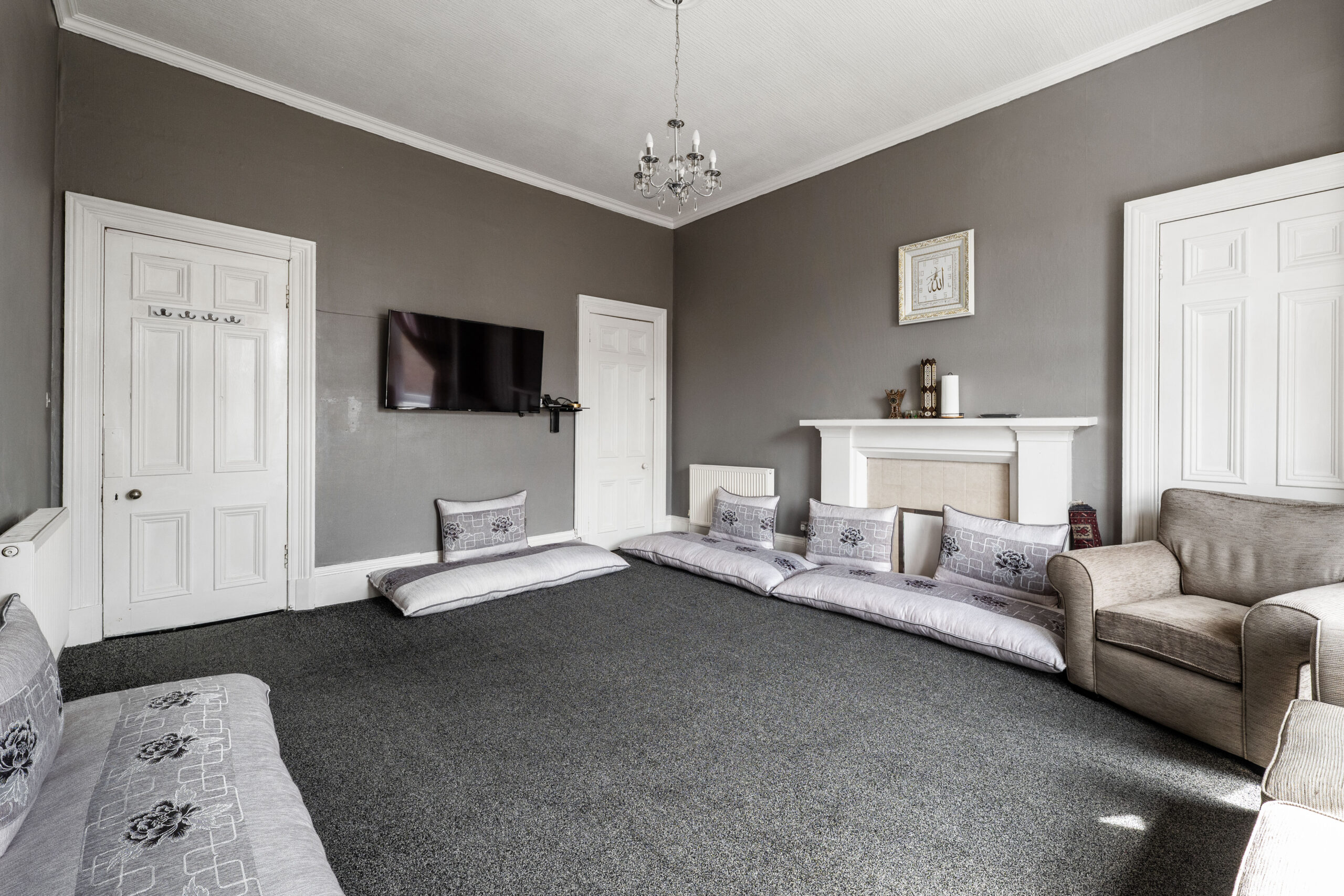 Flat 2.1, 448 Albert Drive (10)