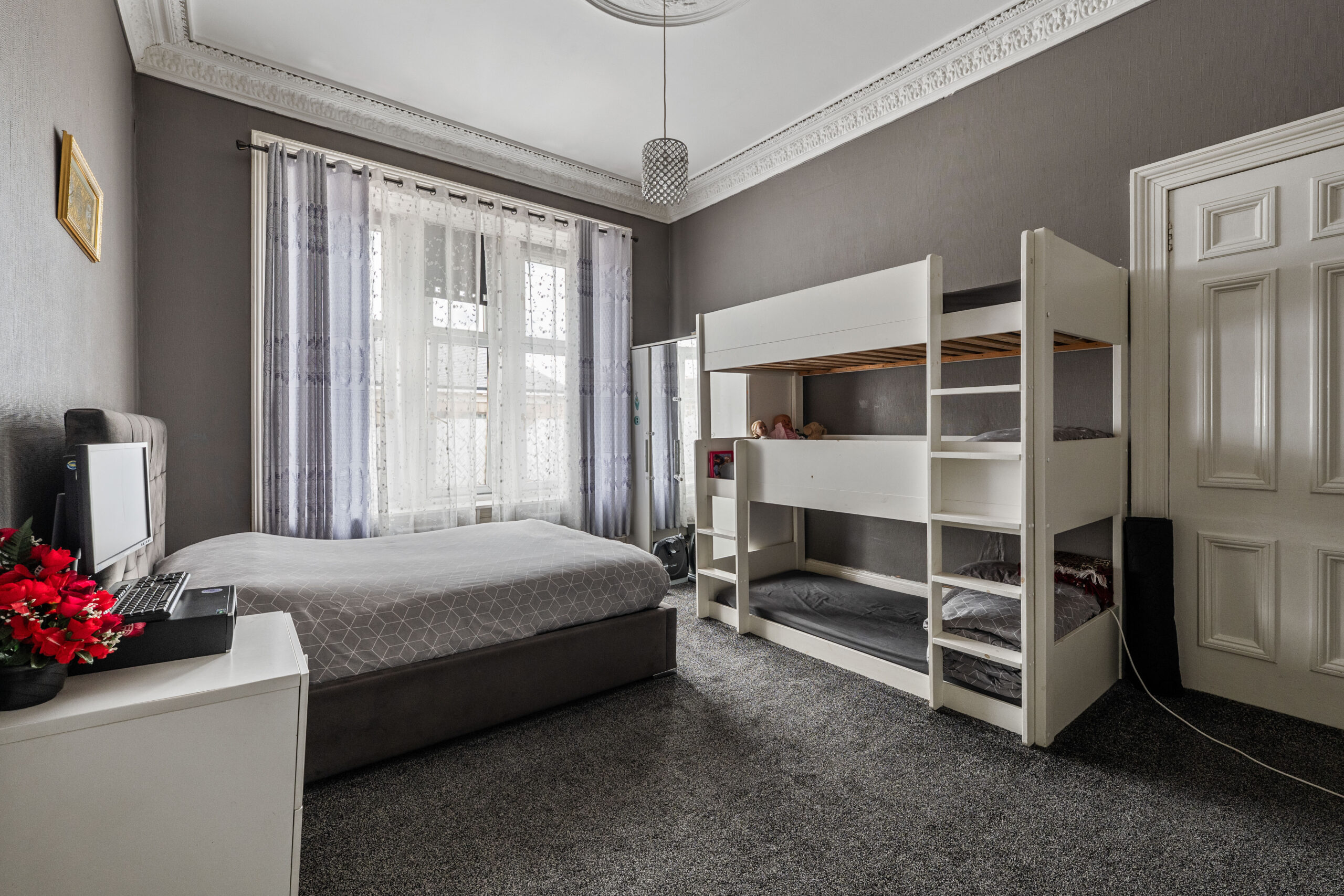Flat 2.1, 448 Albert Drive (3)