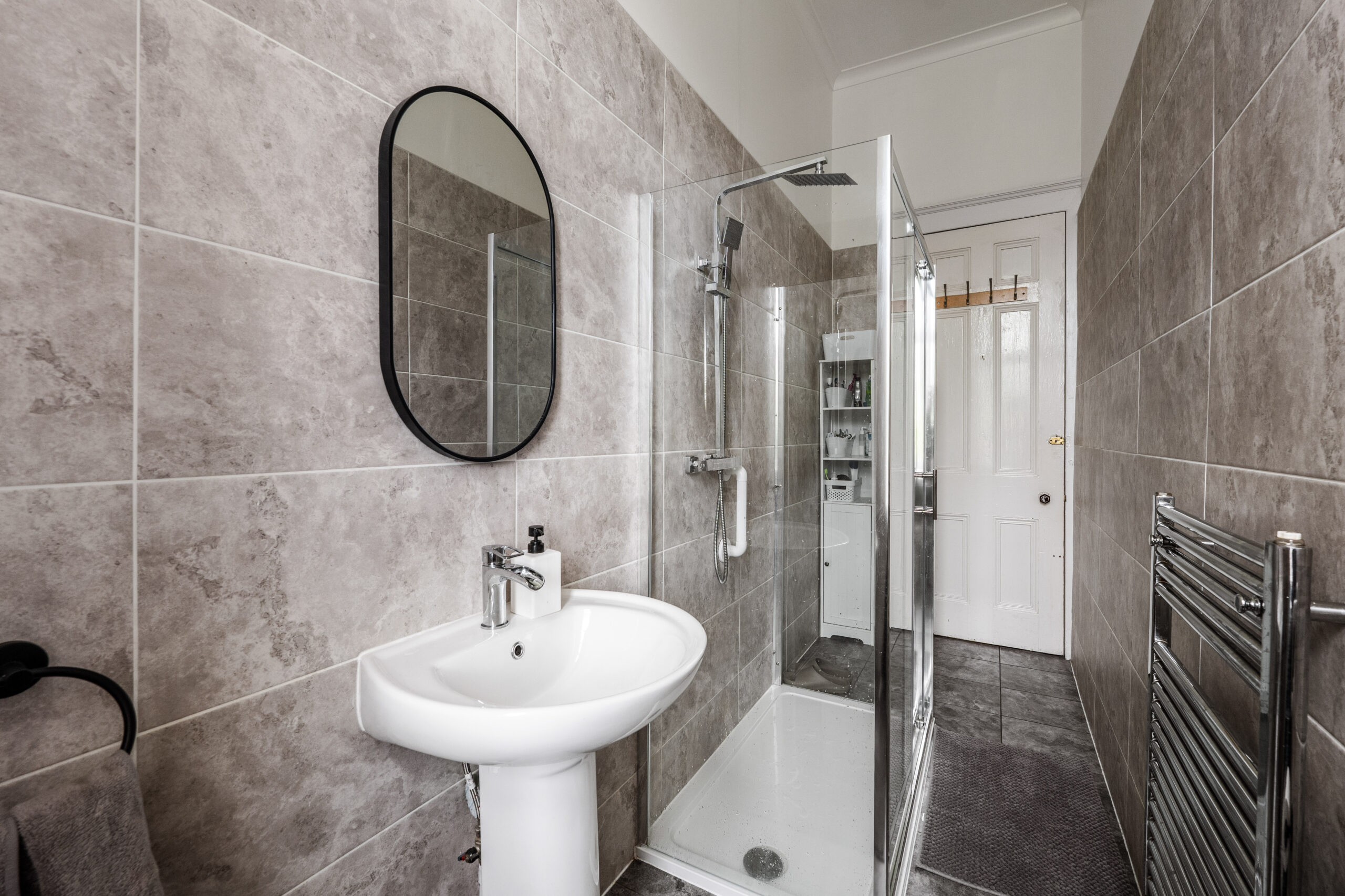 Flat 2.1, 448 Albert Drive (4)