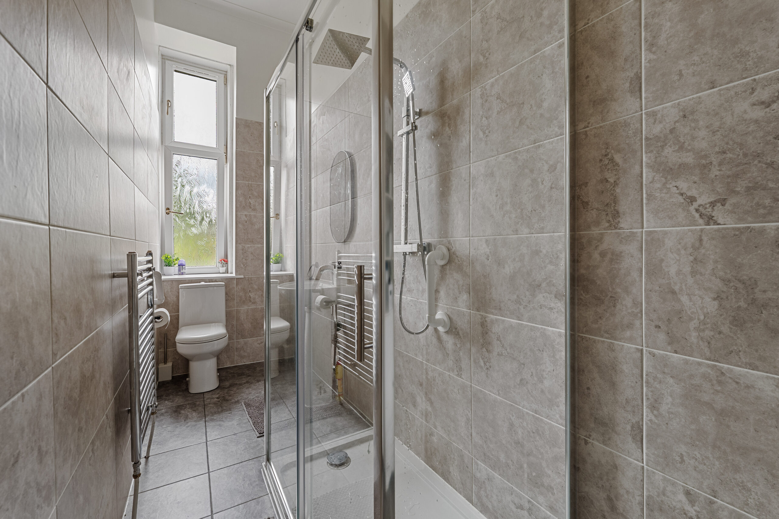 Flat 2.1, 448 Albert Drive (5)