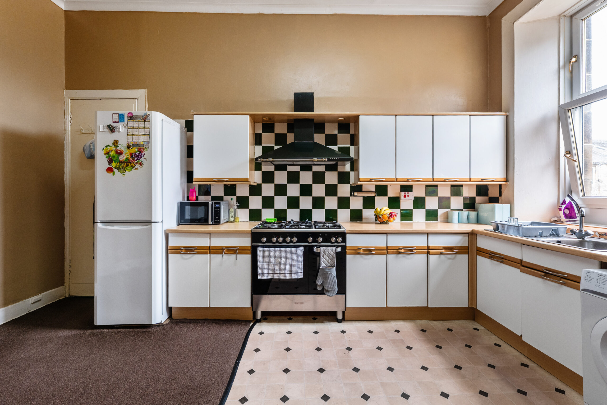 Flat 2.1, 448 Albert Drive (8)