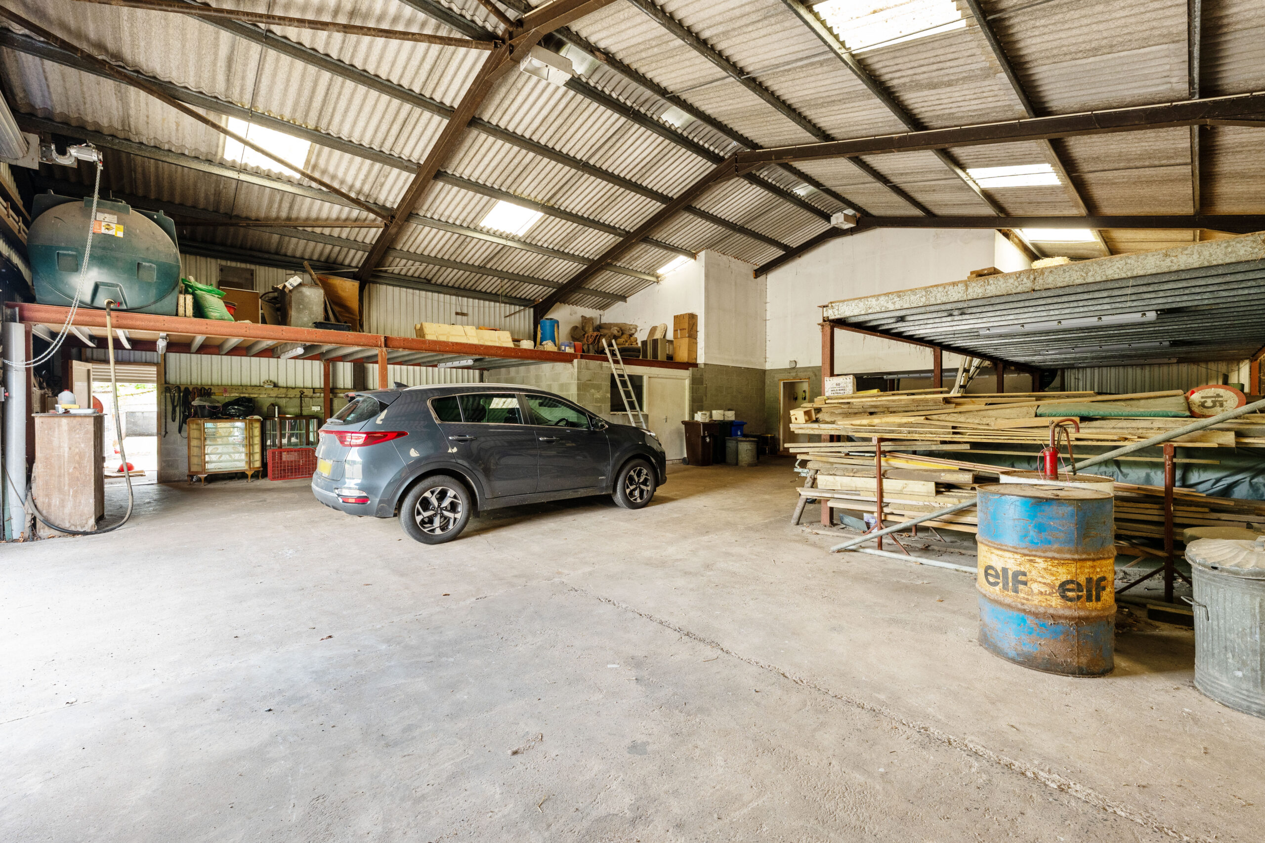 Garagebarn
