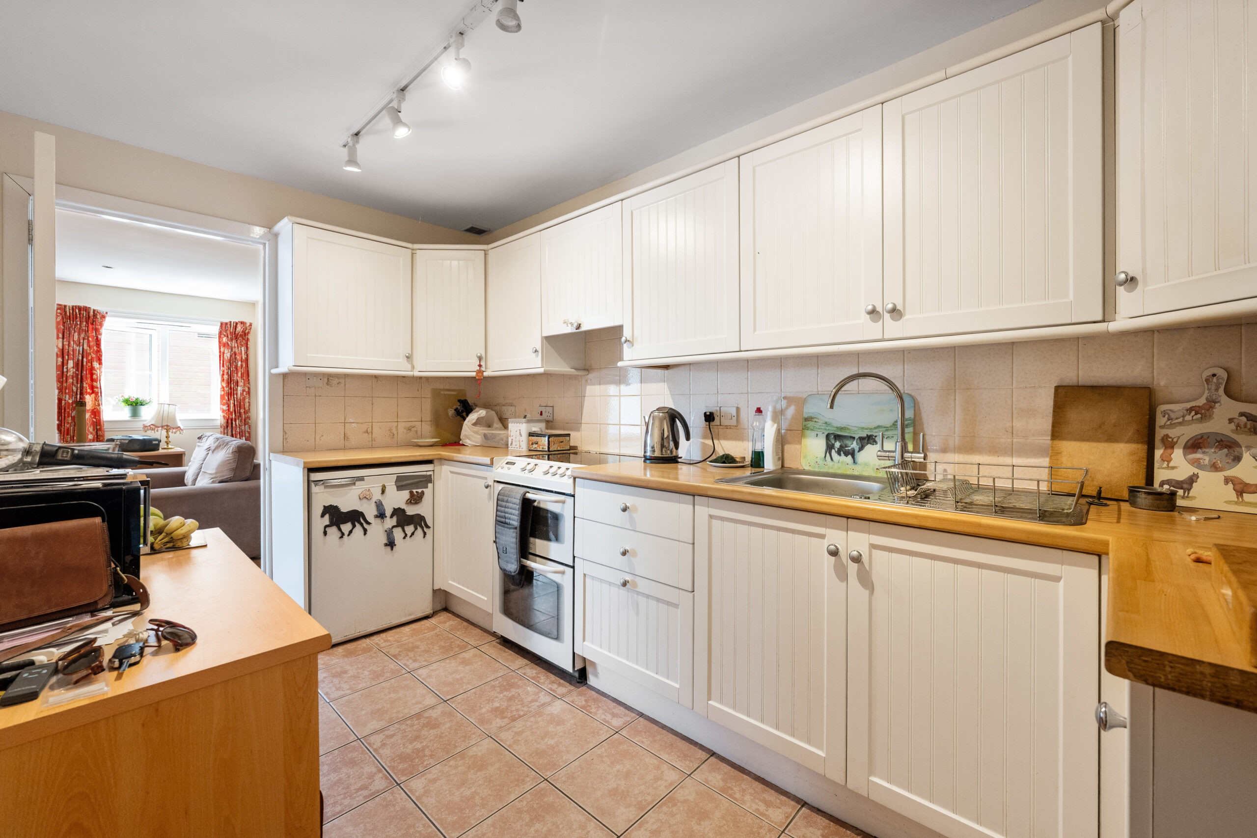 Kitchen 2 to rear of barn