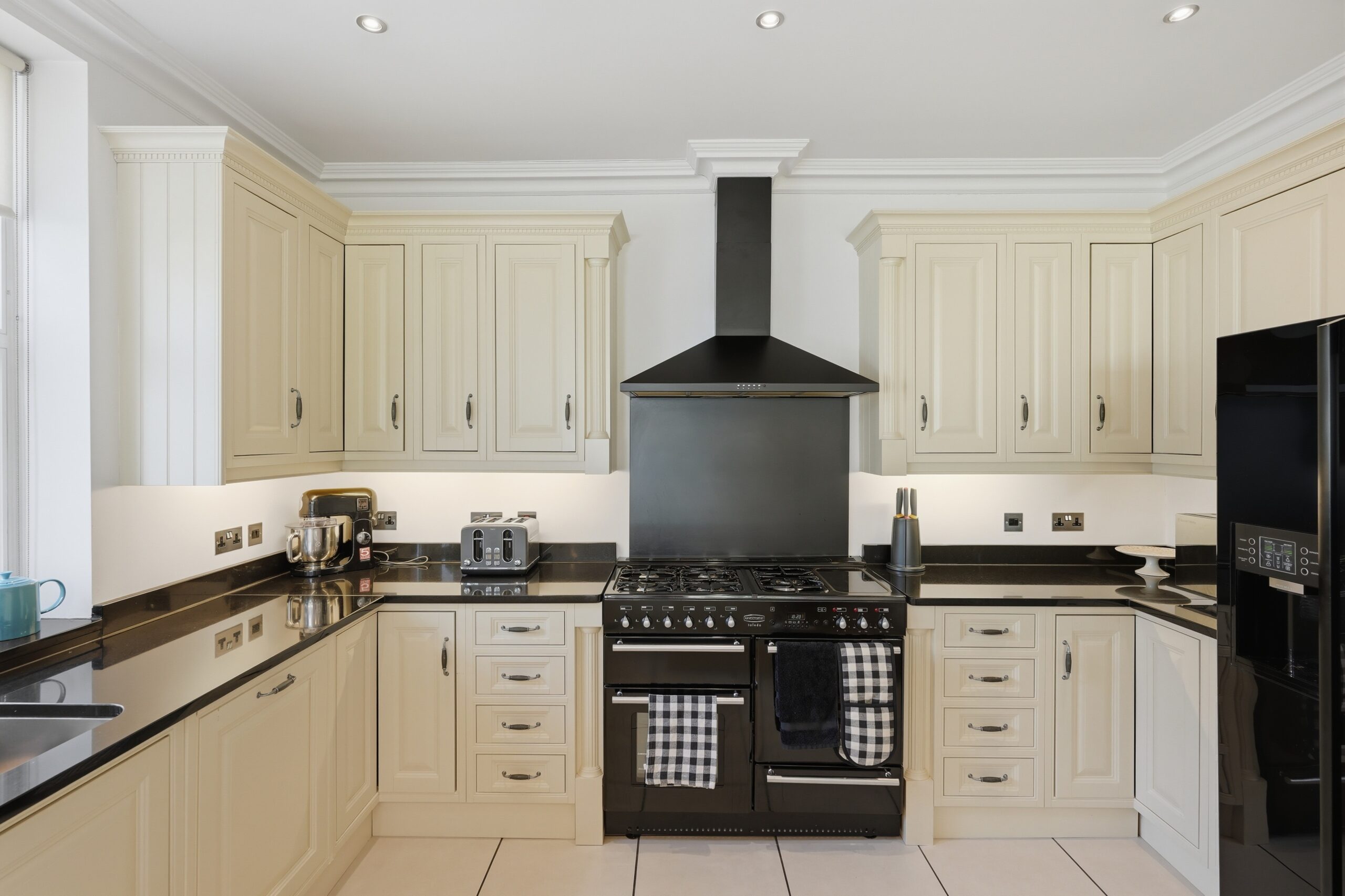 Kitchen 3