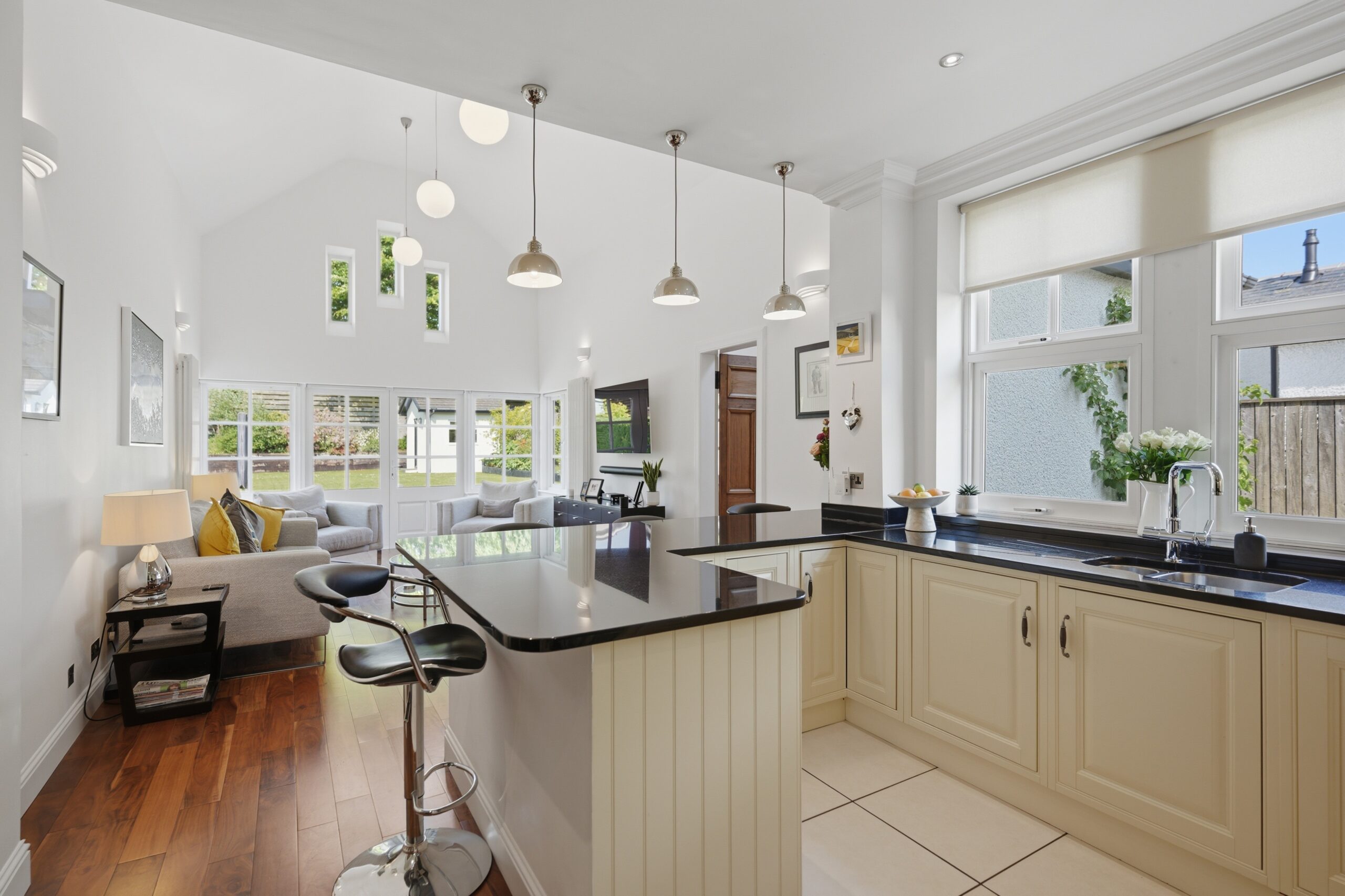 Kitchen to Living room