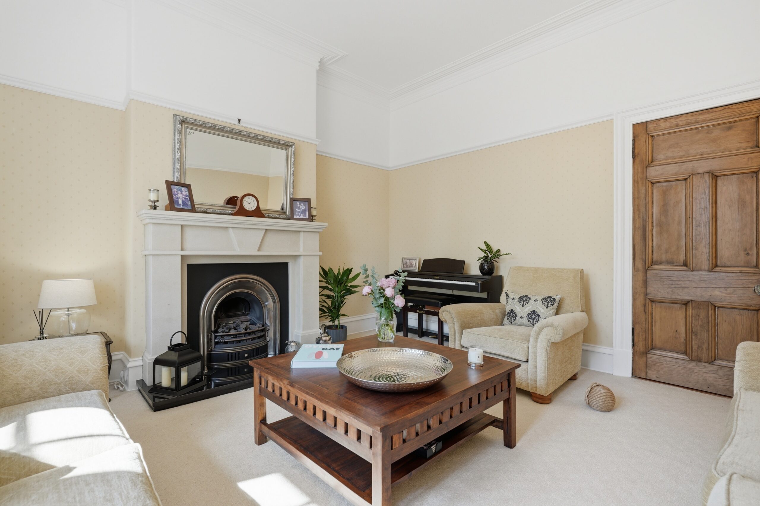 Living room 2