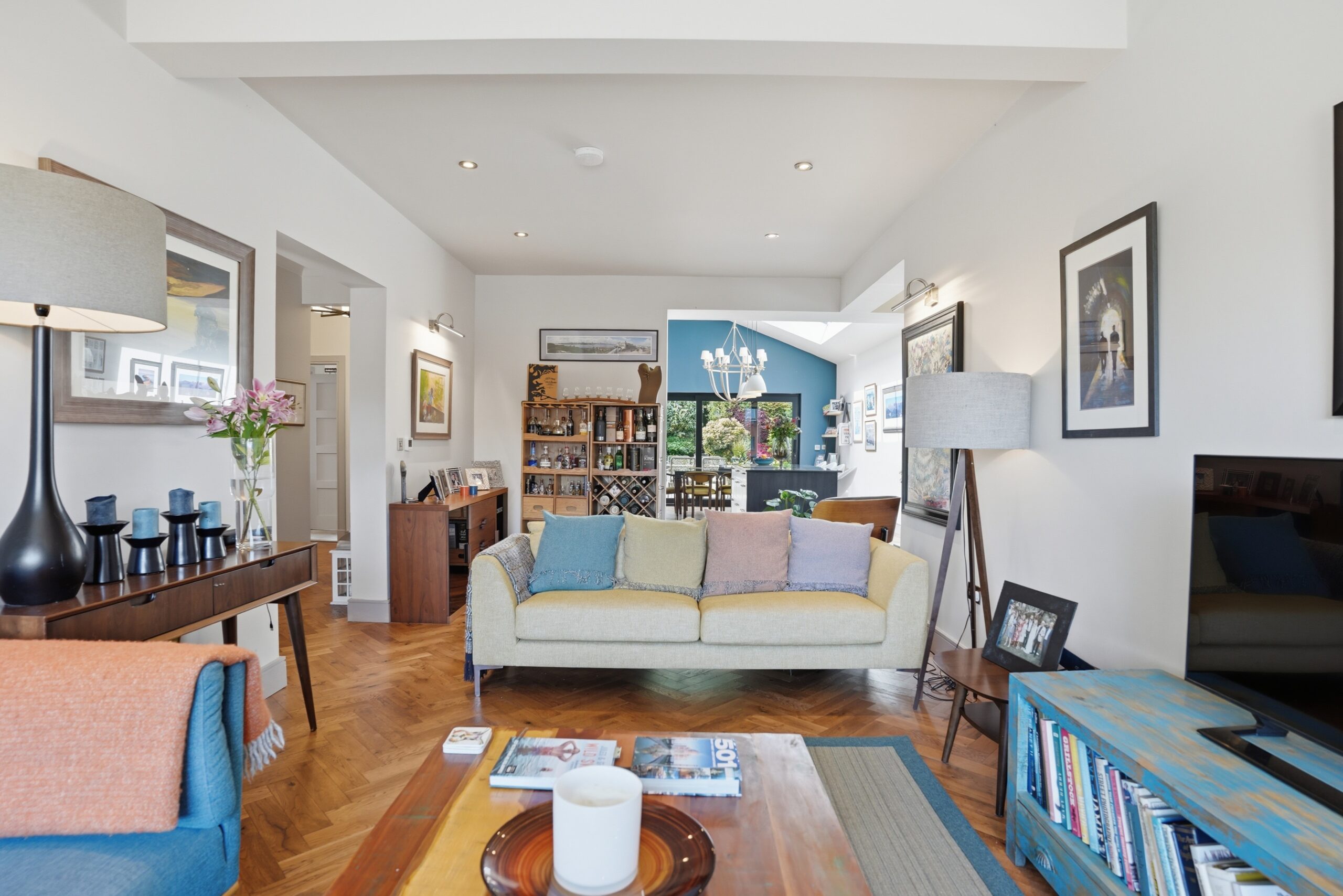 Living room 2