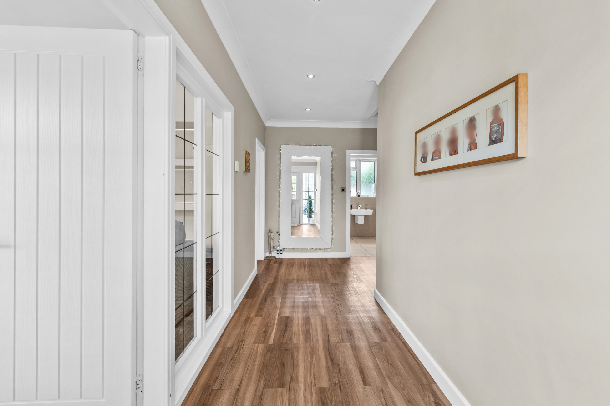 P1572723