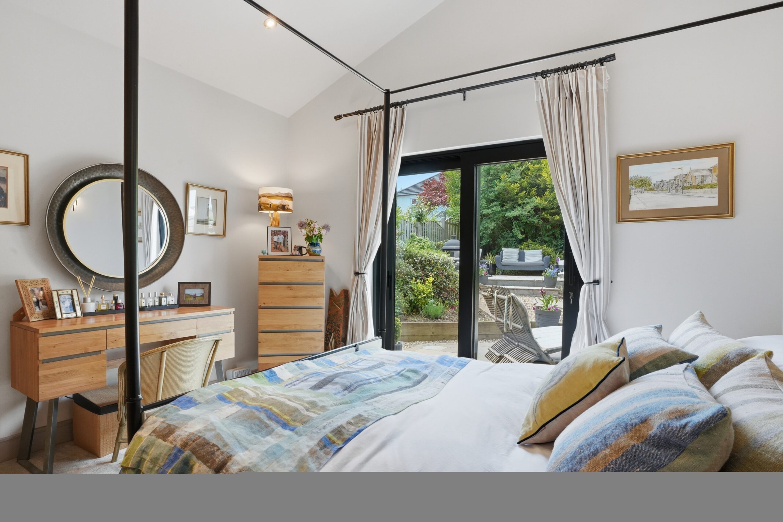 Primary bedroom 1