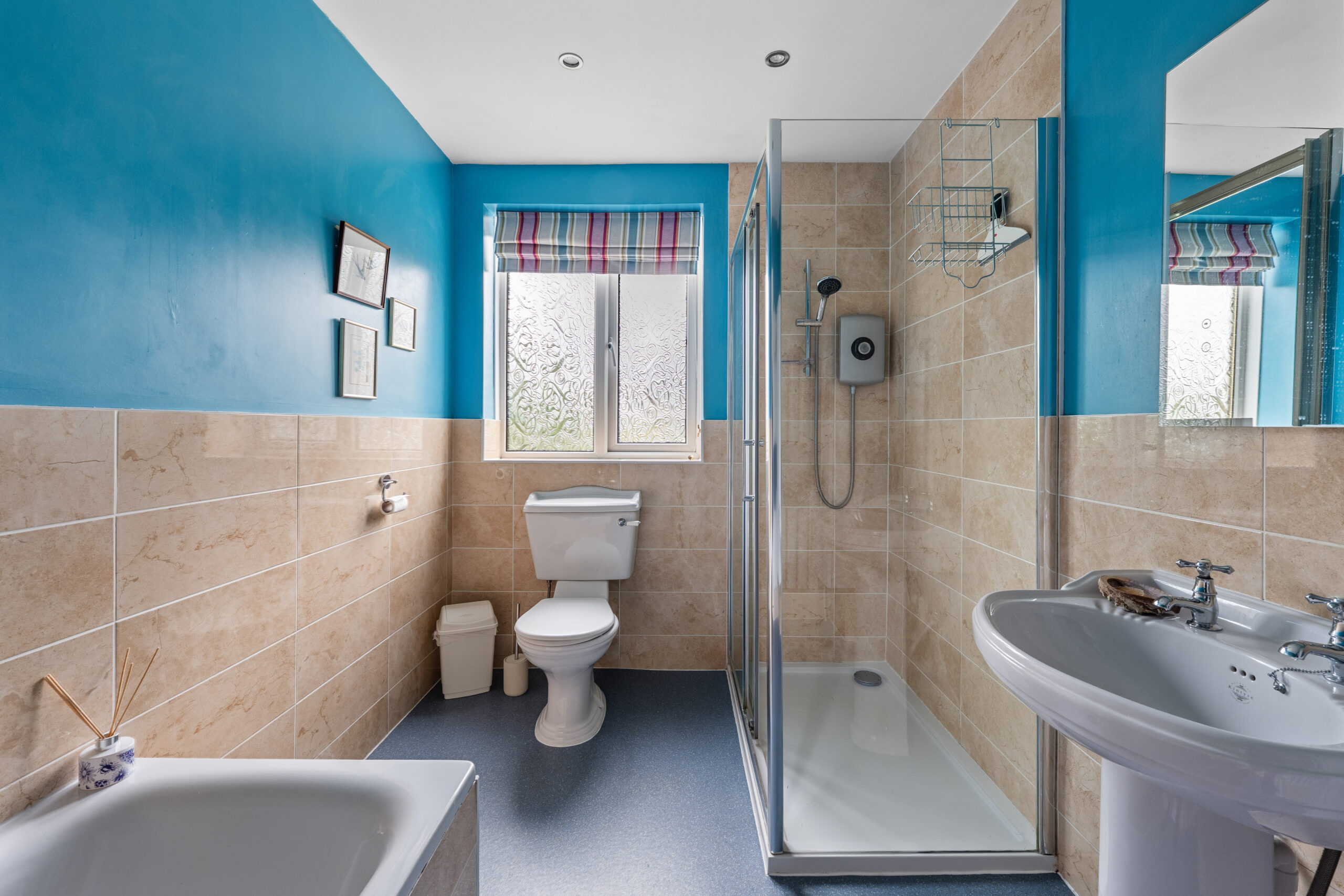 bathroom_1
