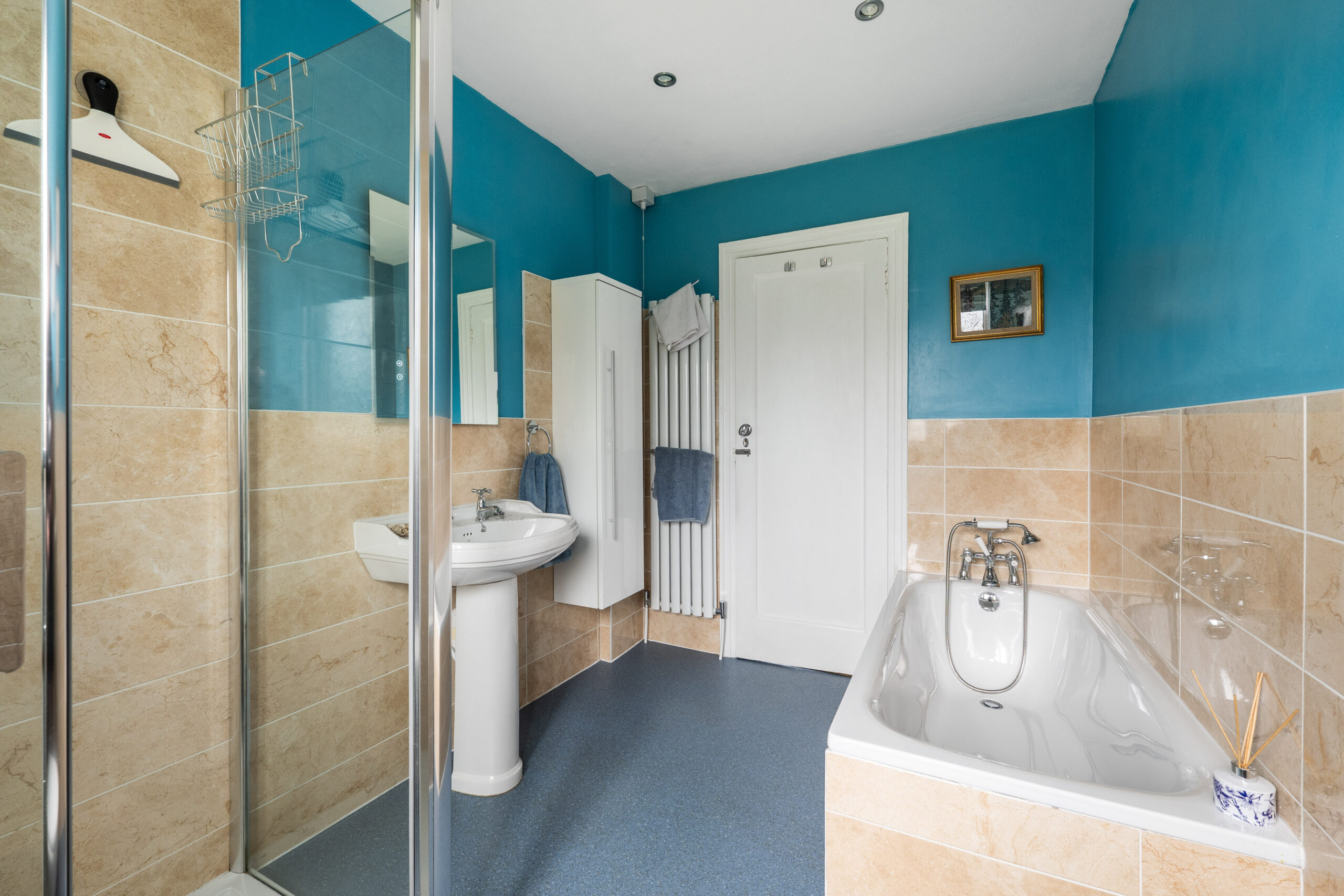 bathroom_2