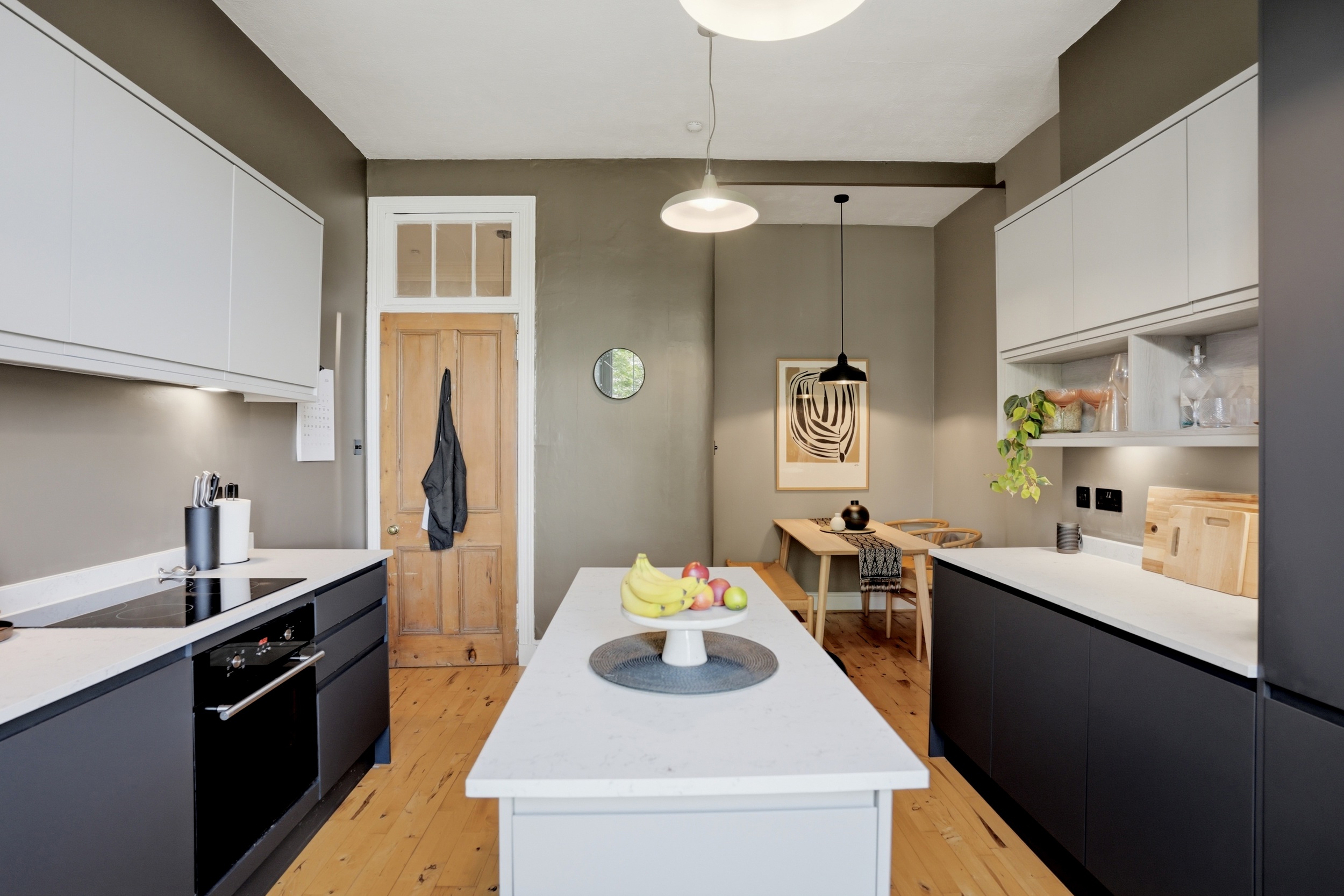 1.2, 67 Waverly Gardens (10)