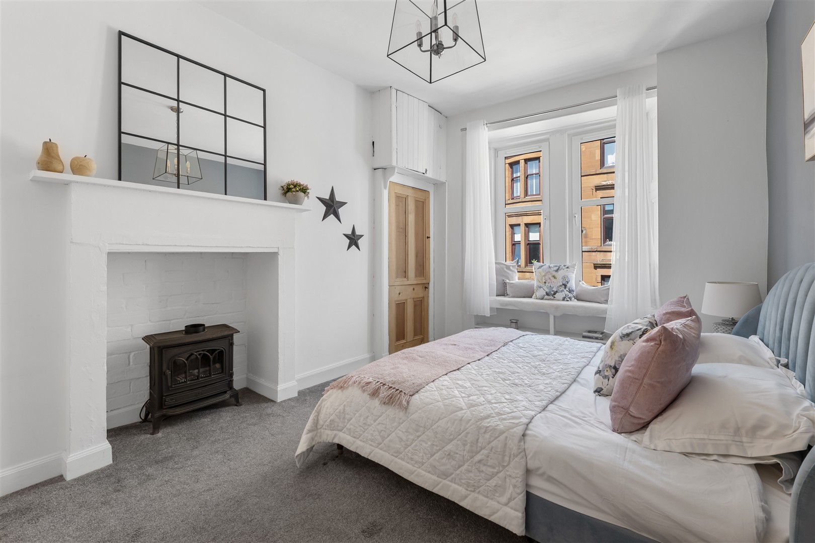 2.1 27 Byres Road 7 (Large)