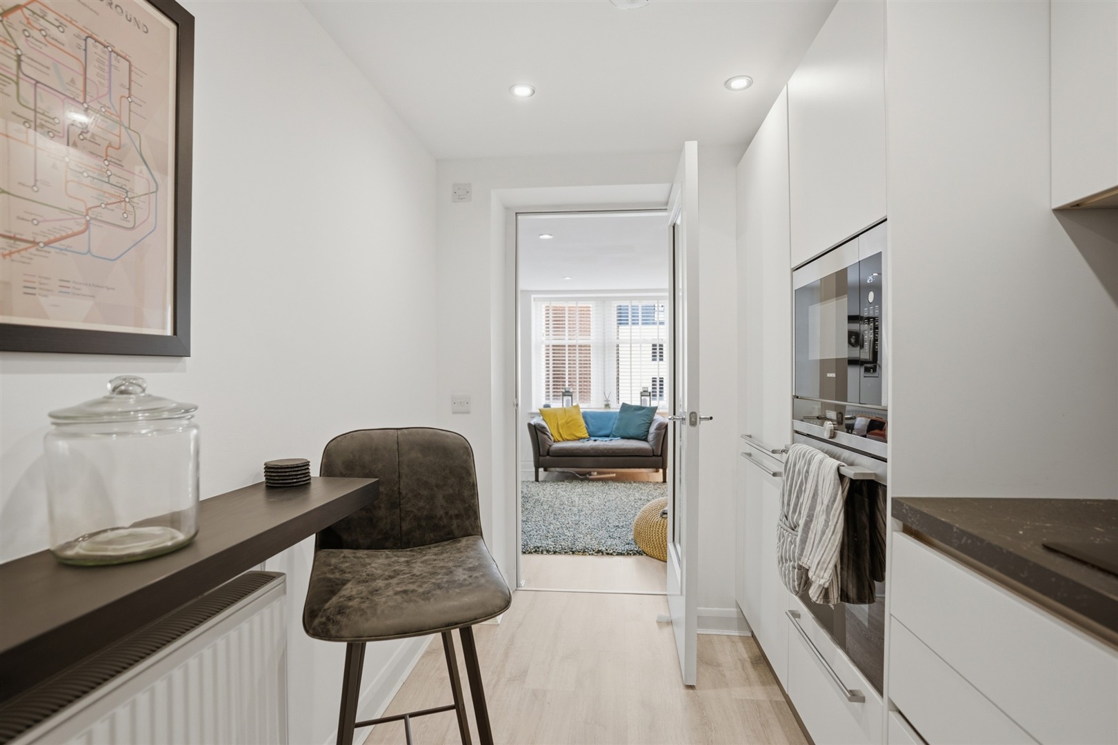 2.6 27 Broomhill Avenue 7 (Large)