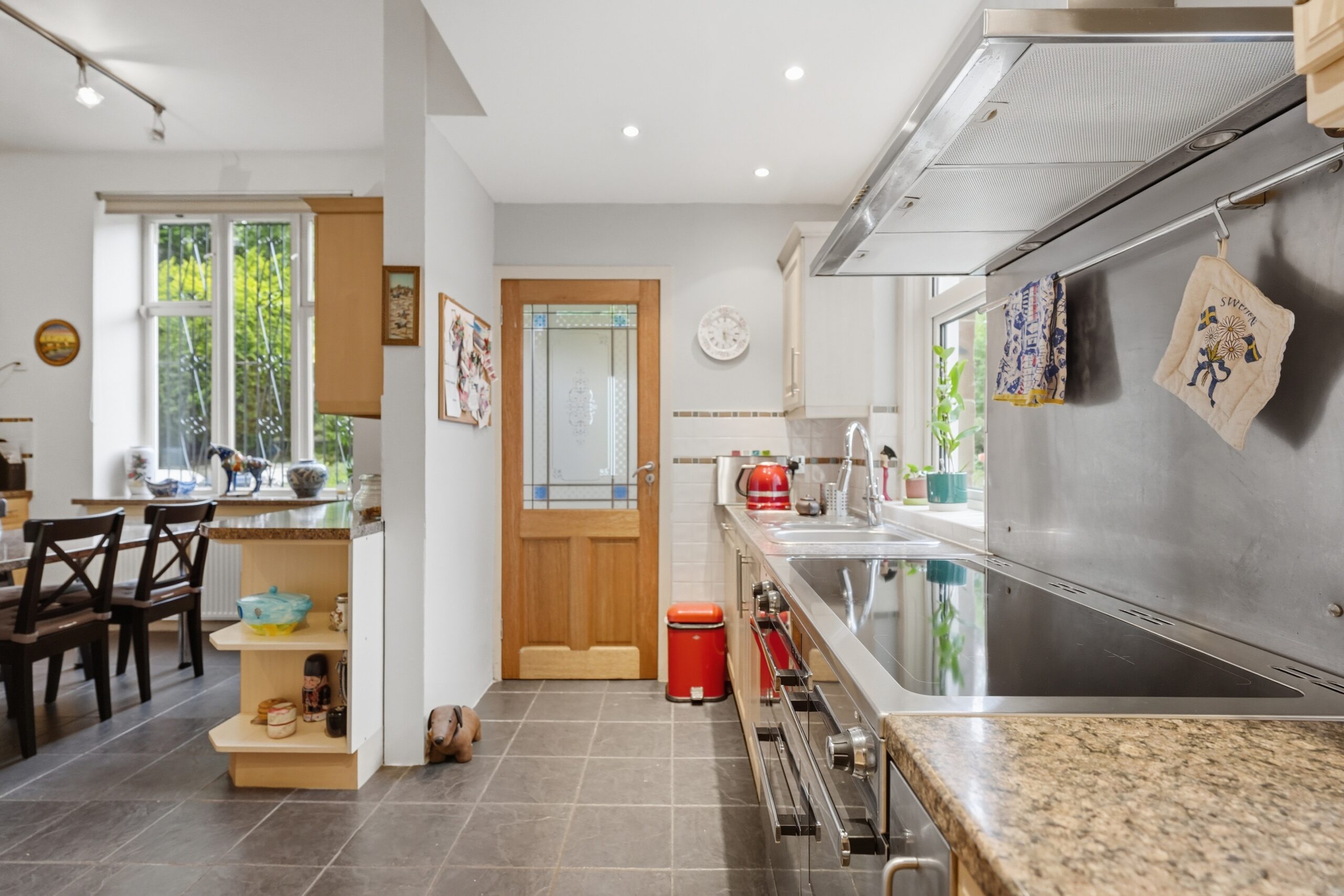 23_dalziel_drive_021
