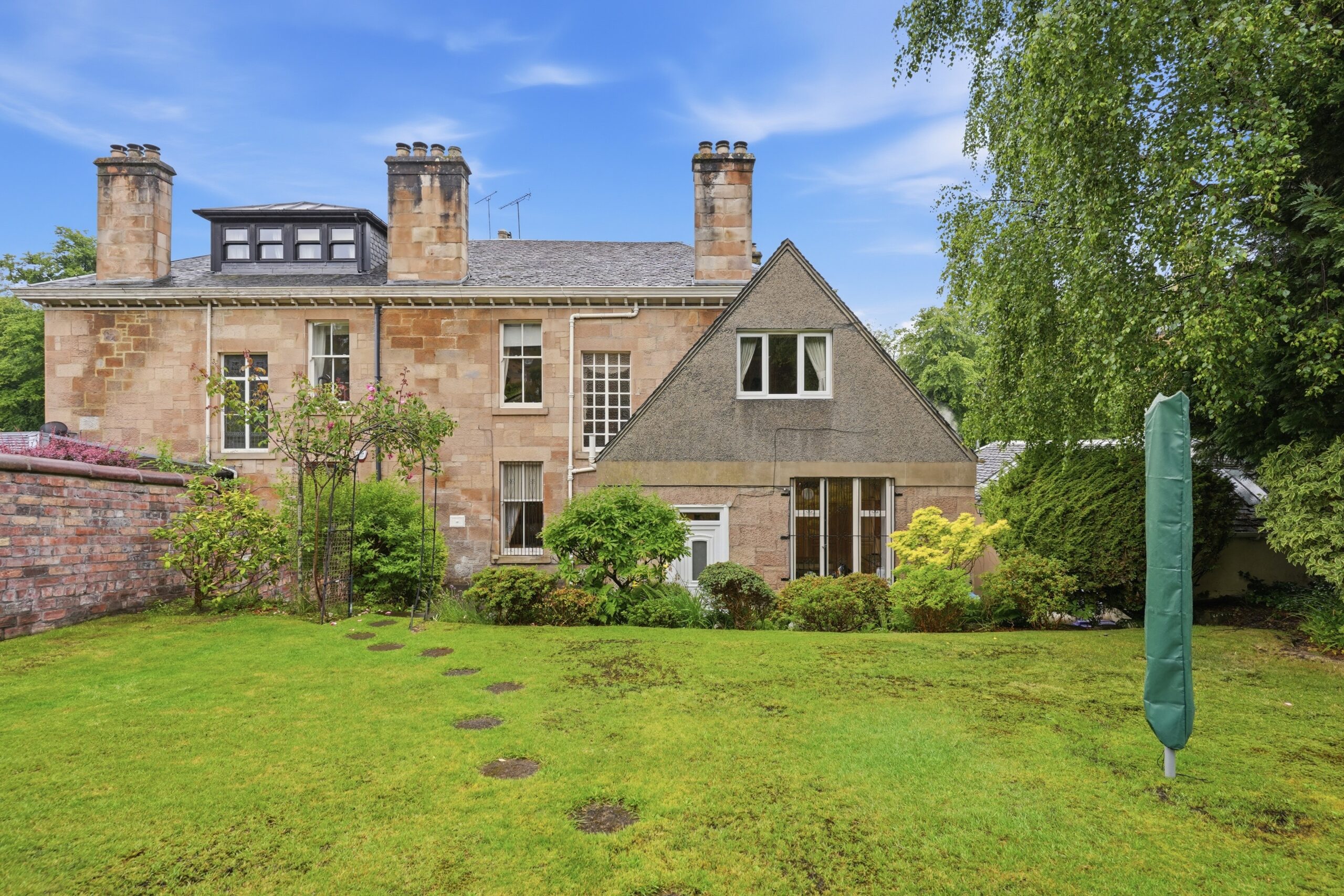 28_dalziel_drive_026