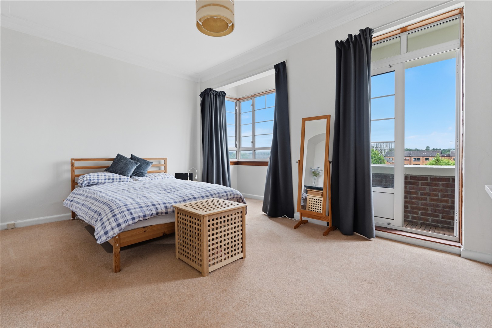 44 Kelvin Court 13 (Large)