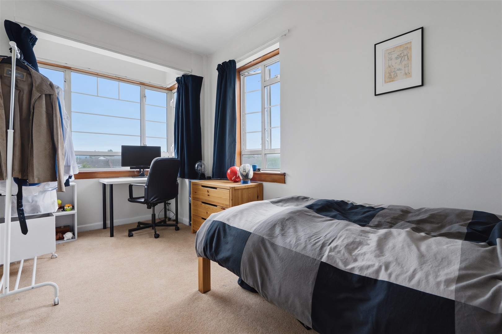 44 Kelvin Court 17 (Large)