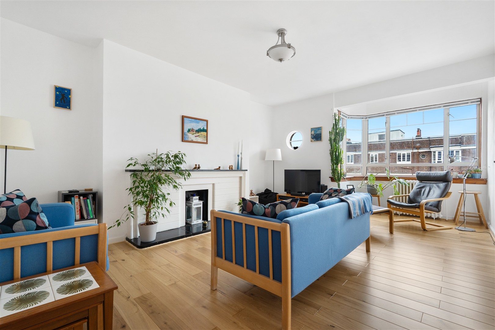 44 Kelvin Court 3 (Large)