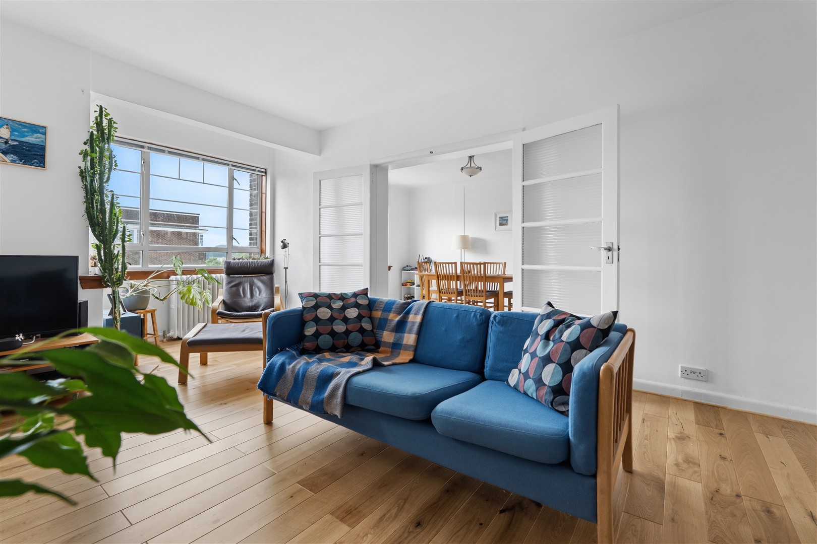 44 Kelvin Court 4 (Large)