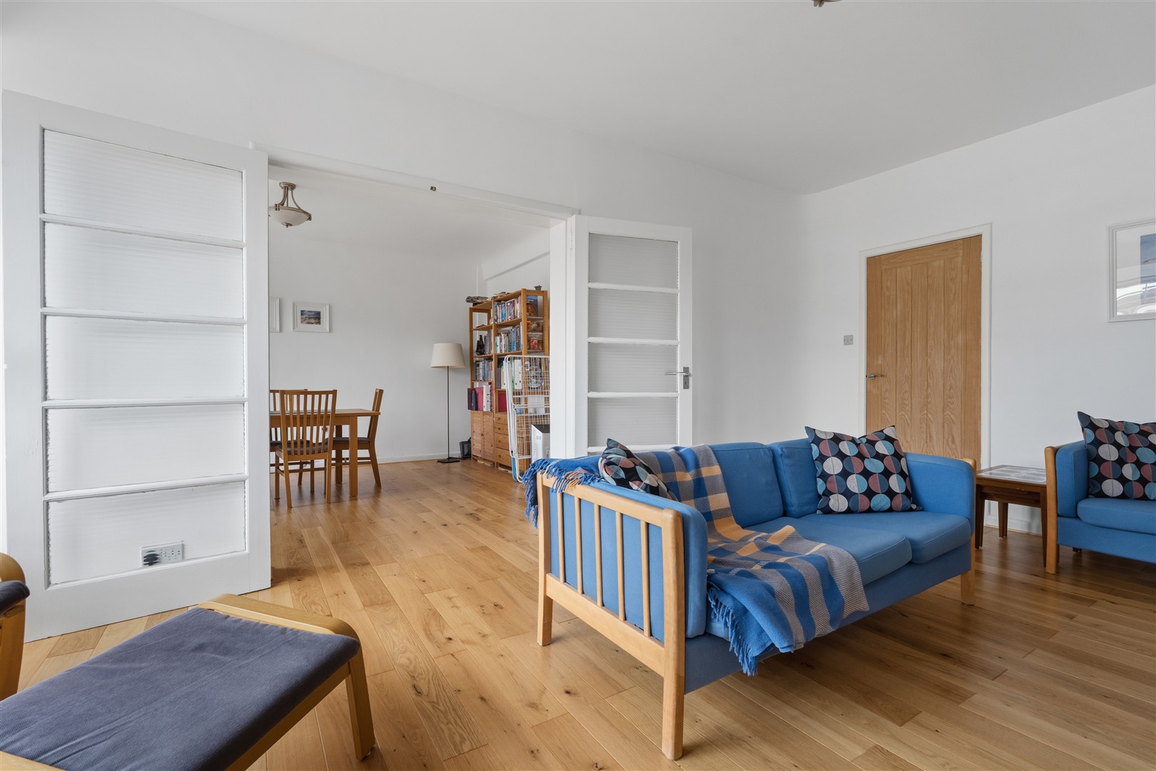 44 Kelvin Court 5 (Large)
