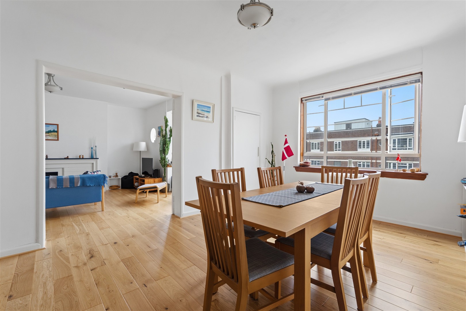44 Kelvin Court 7 (Large)