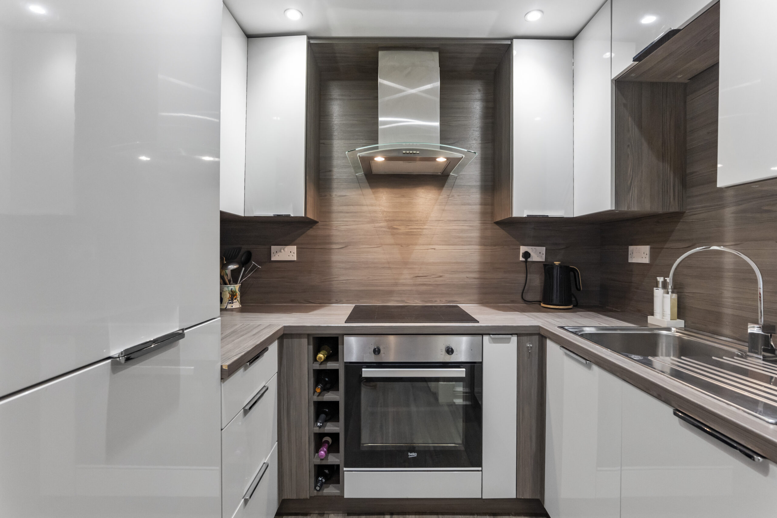 2.2, 103 Woodford Street (10)