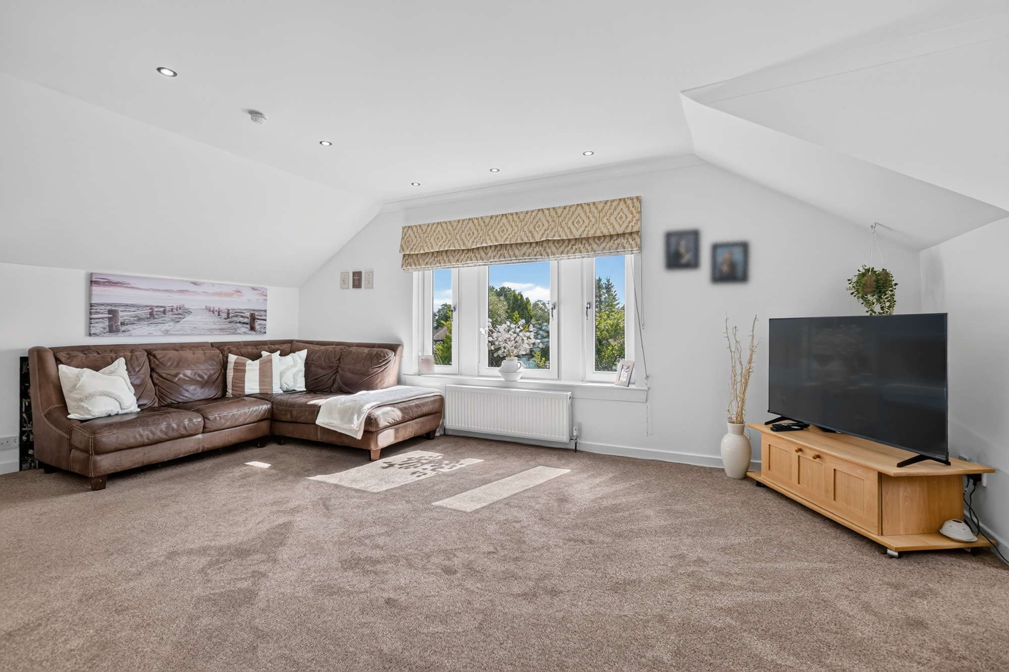 7_12 skelmorlie castle rd_ (7)