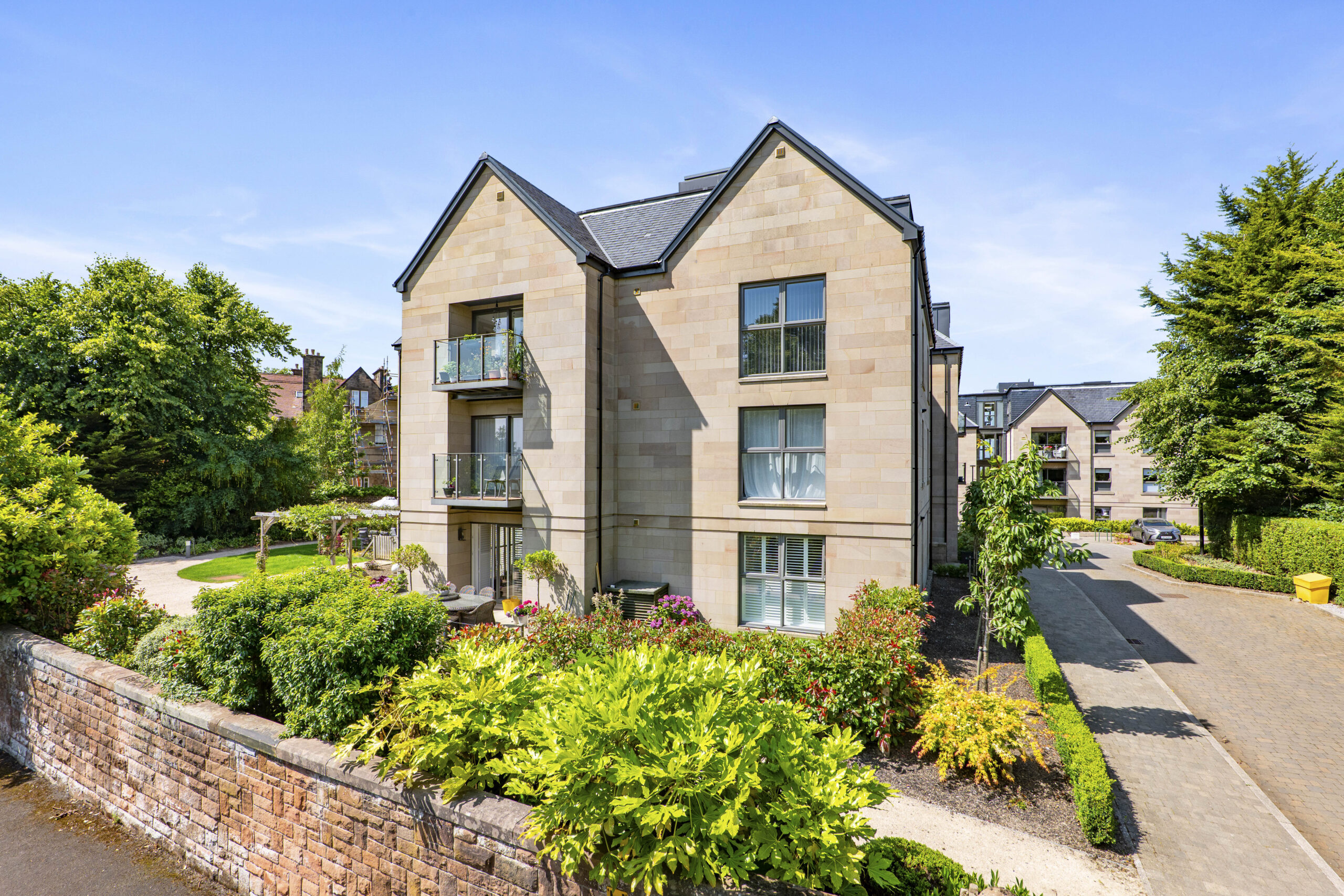 0.2, 1 Sutherland Close (21)