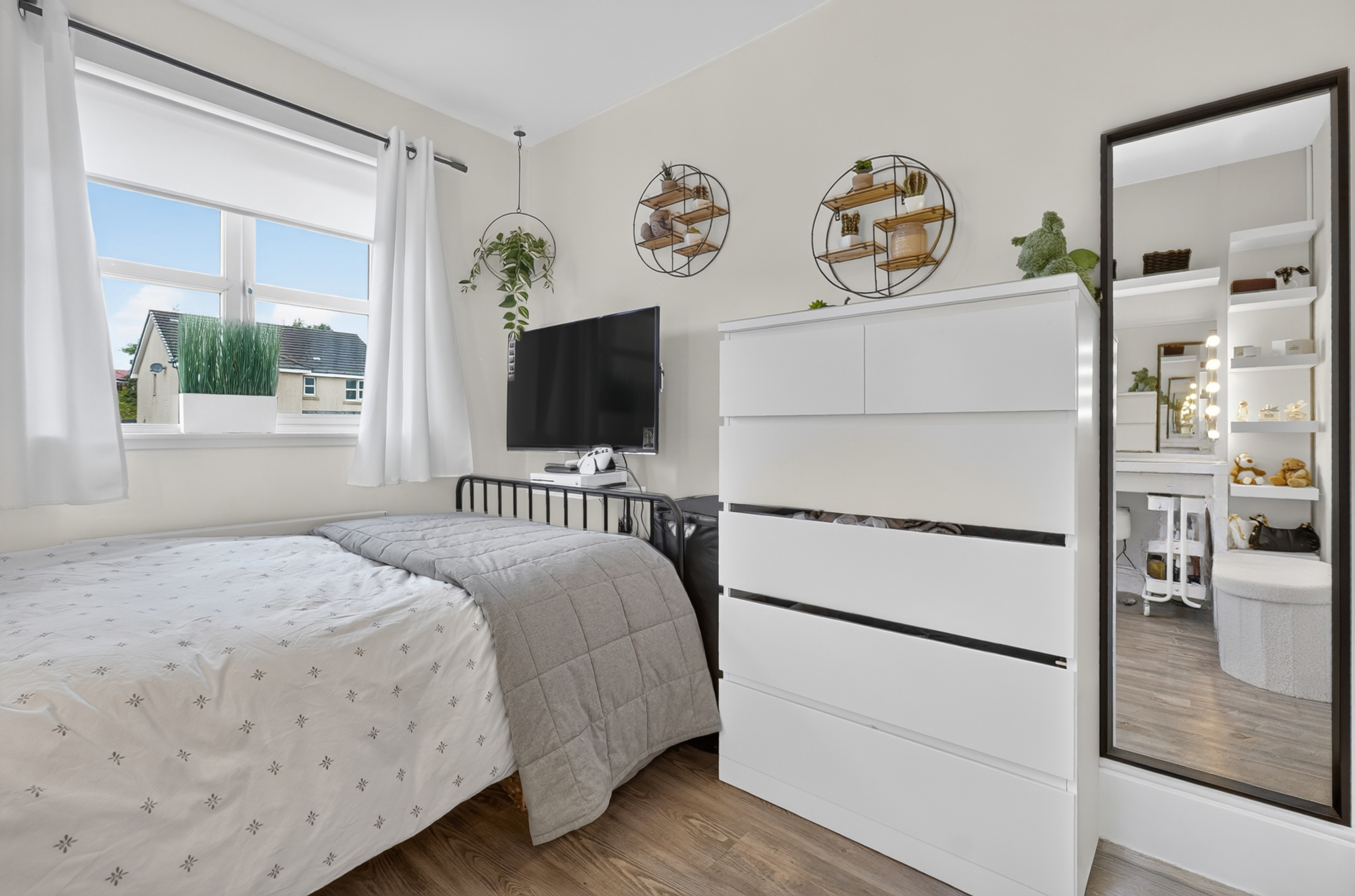 13 cumbrae place (38)