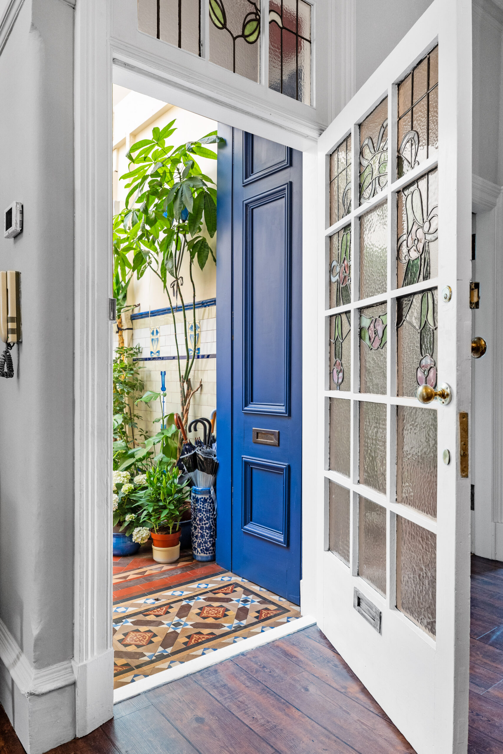 2.2, 117 Fotheringay Road (15)