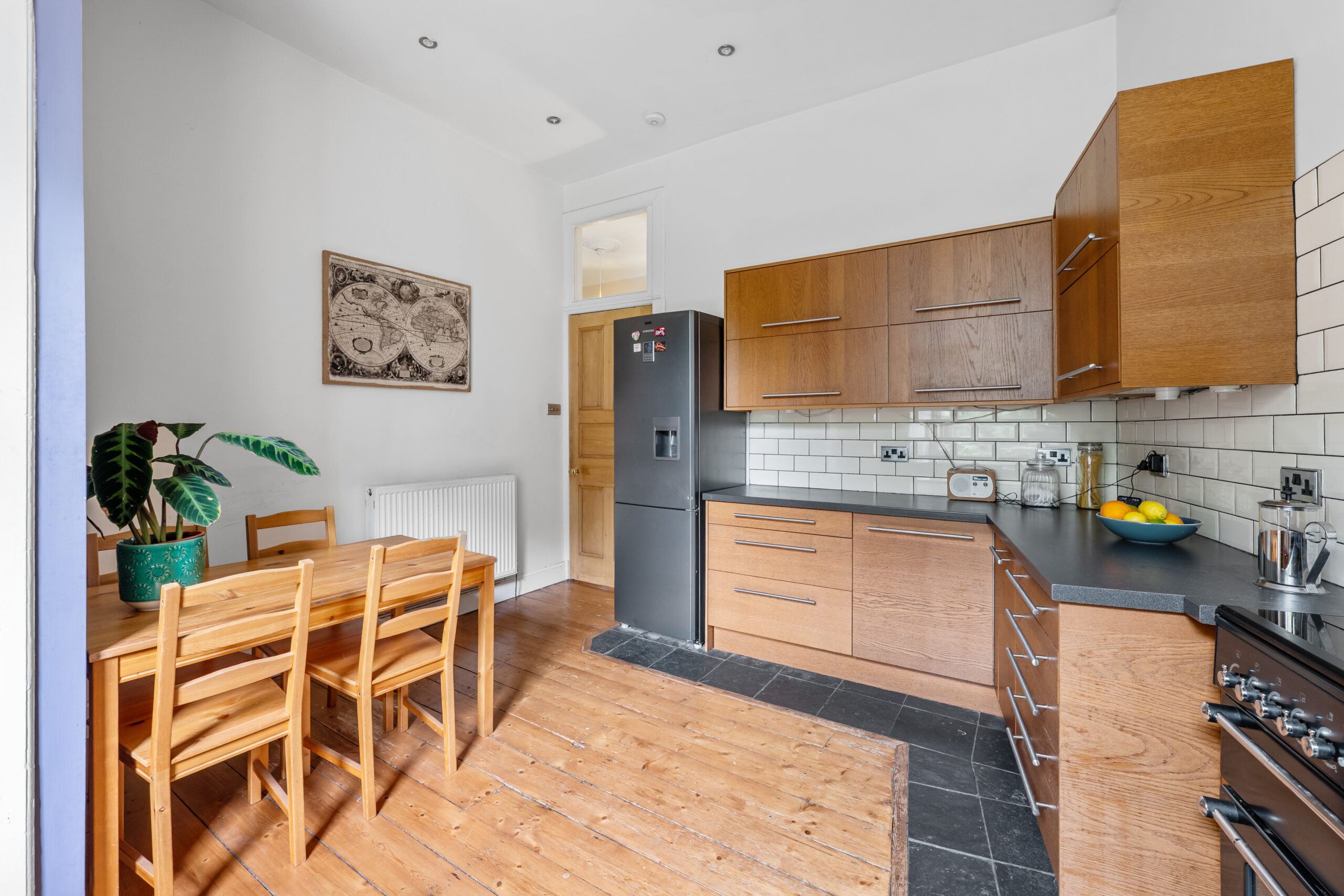 2.2, 92 Langside Avenue (4)