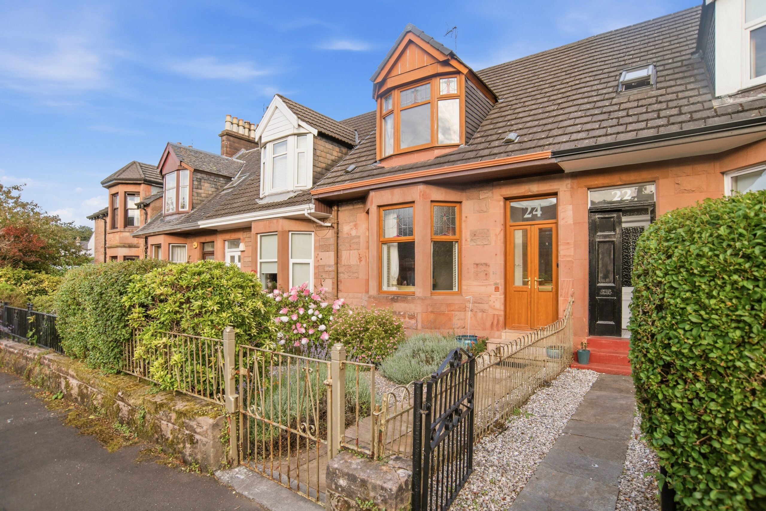 24 Lockerbie Avenue (2)