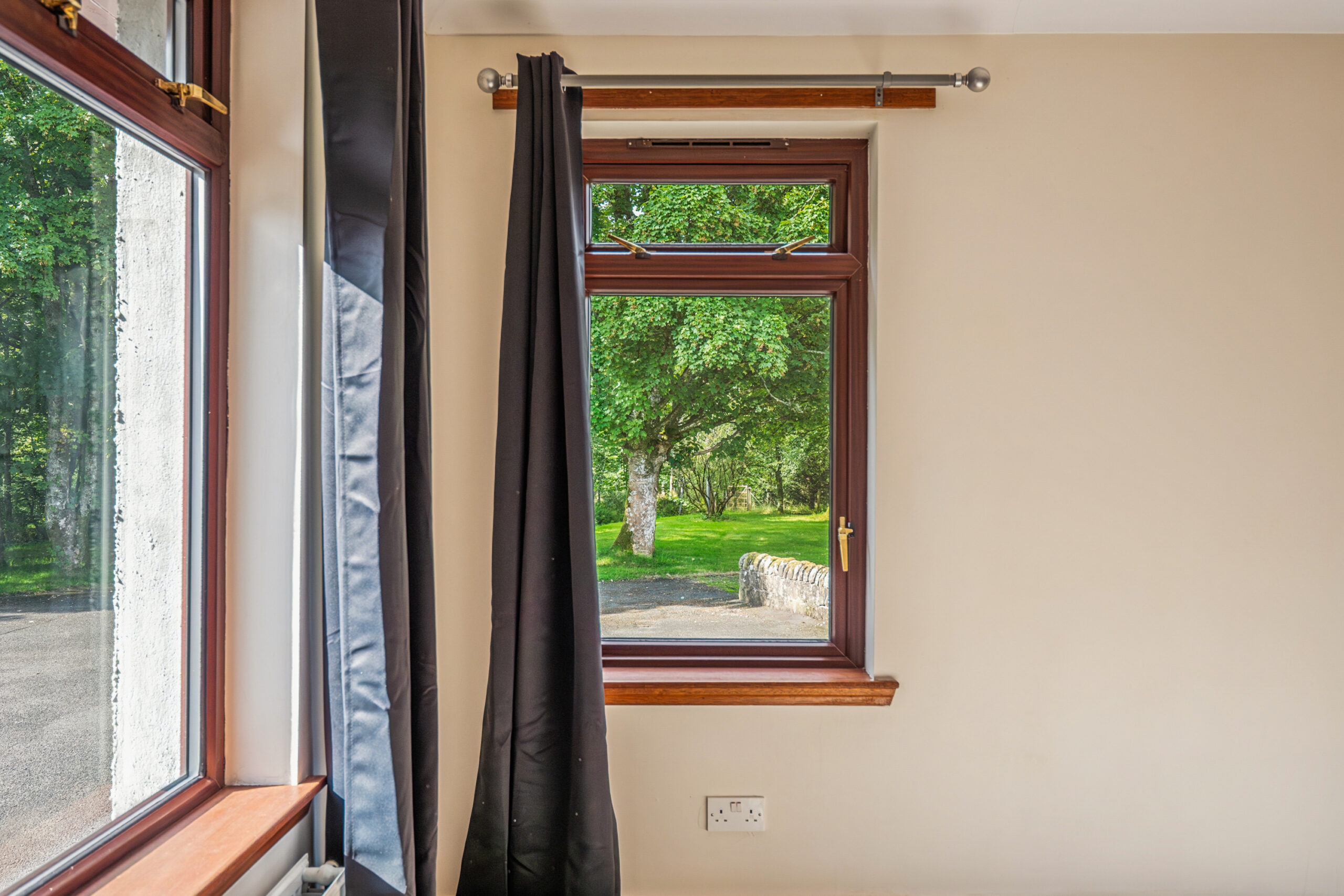 web 9