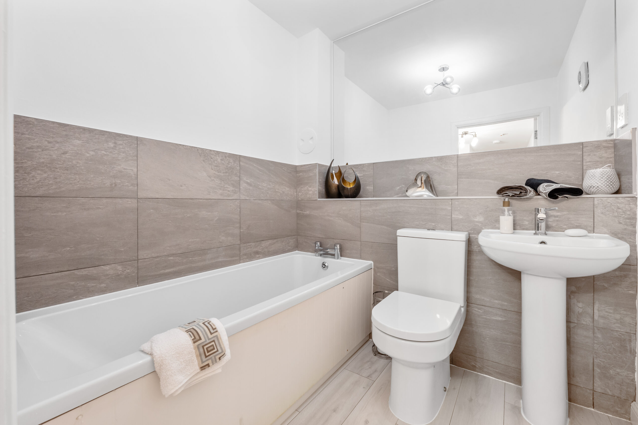 0.1, 170 Clarkston Road (6)