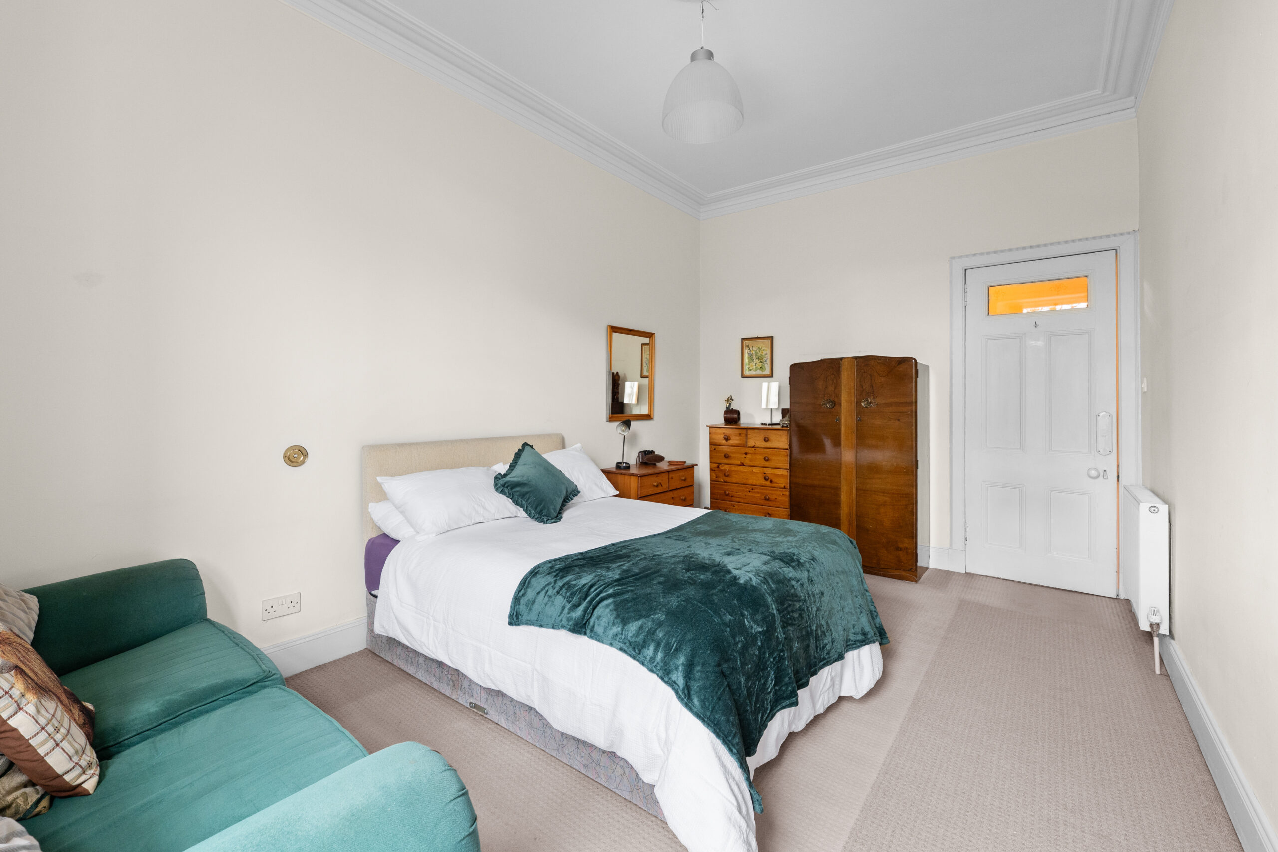 1.2, 20 Darnley Road (6)