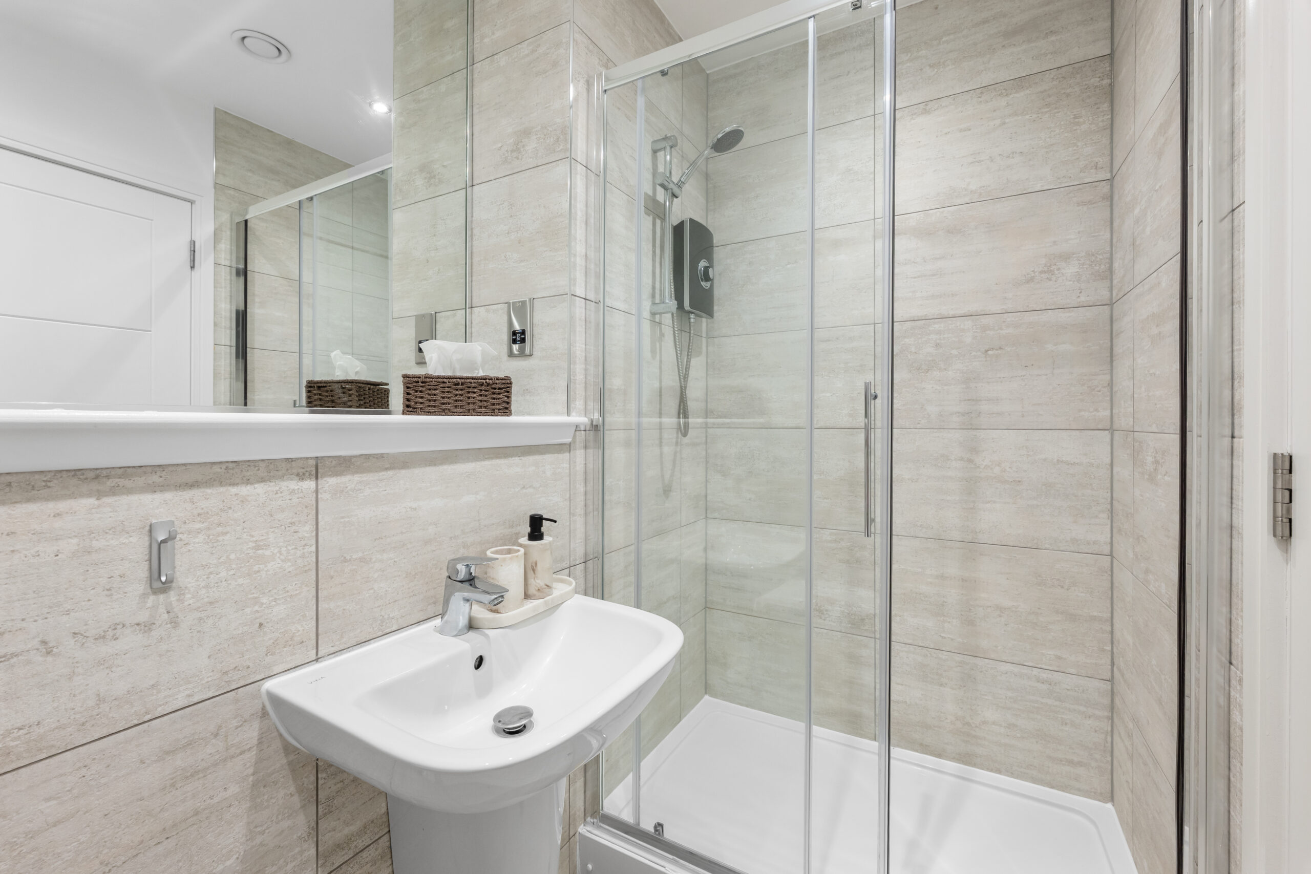 1.8, 80 Inverlair Avenue (4)