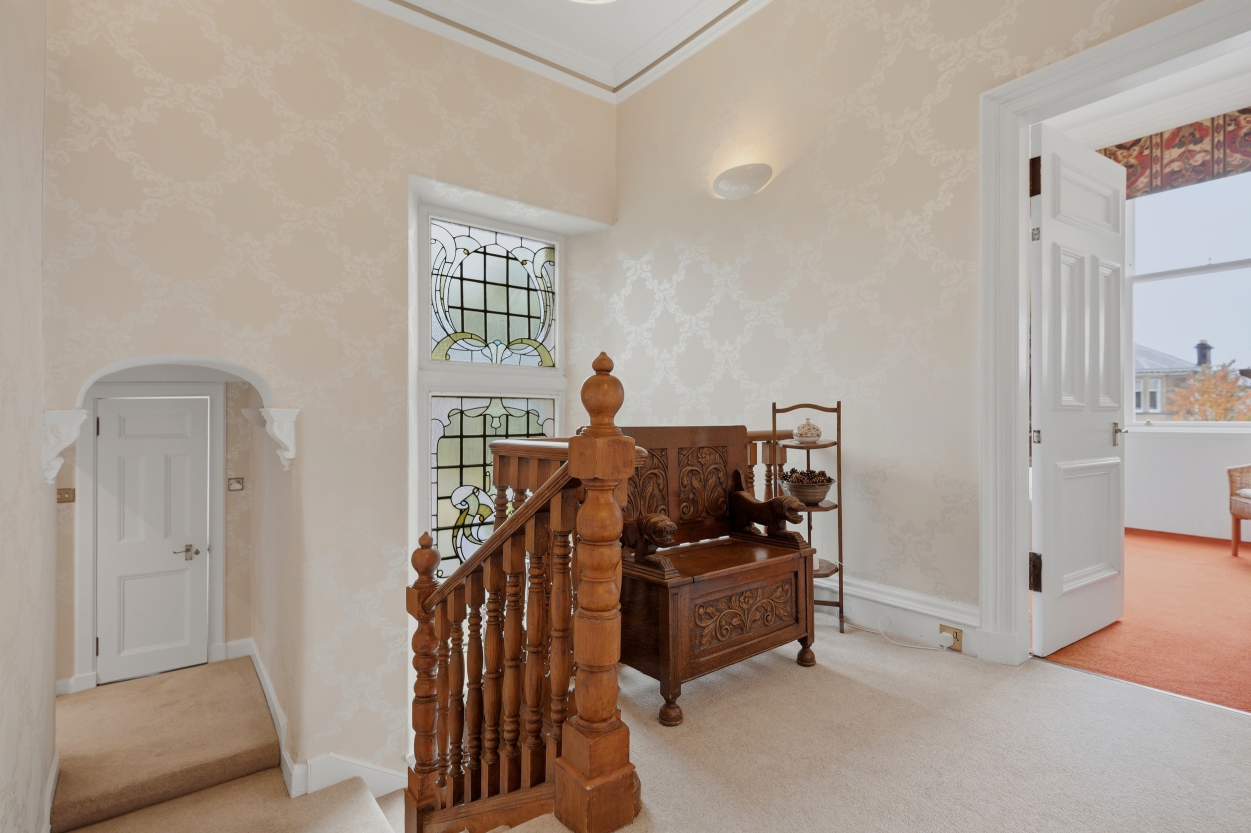 10_sutherland_avenue_007