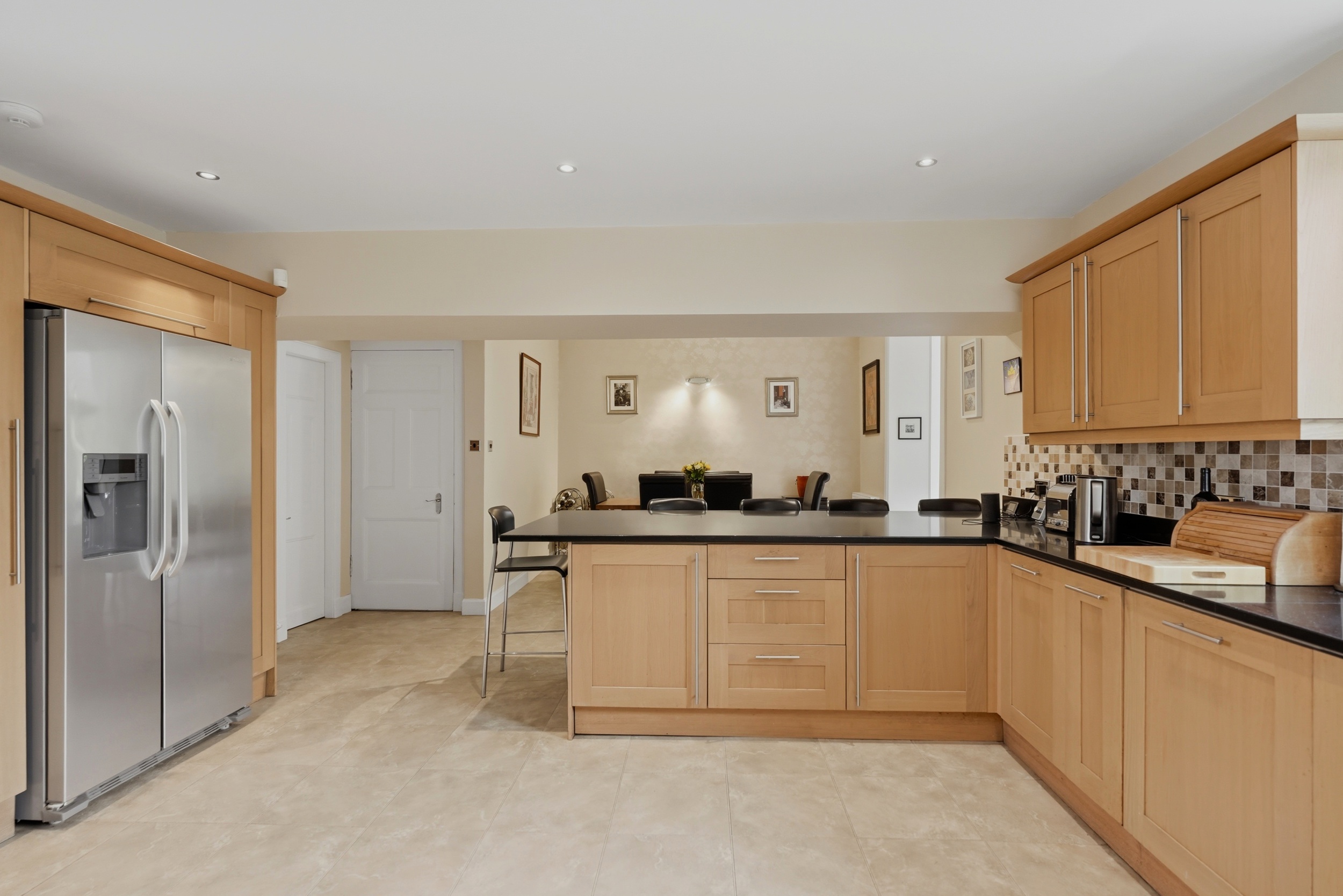 24_sutherland_avenue_021